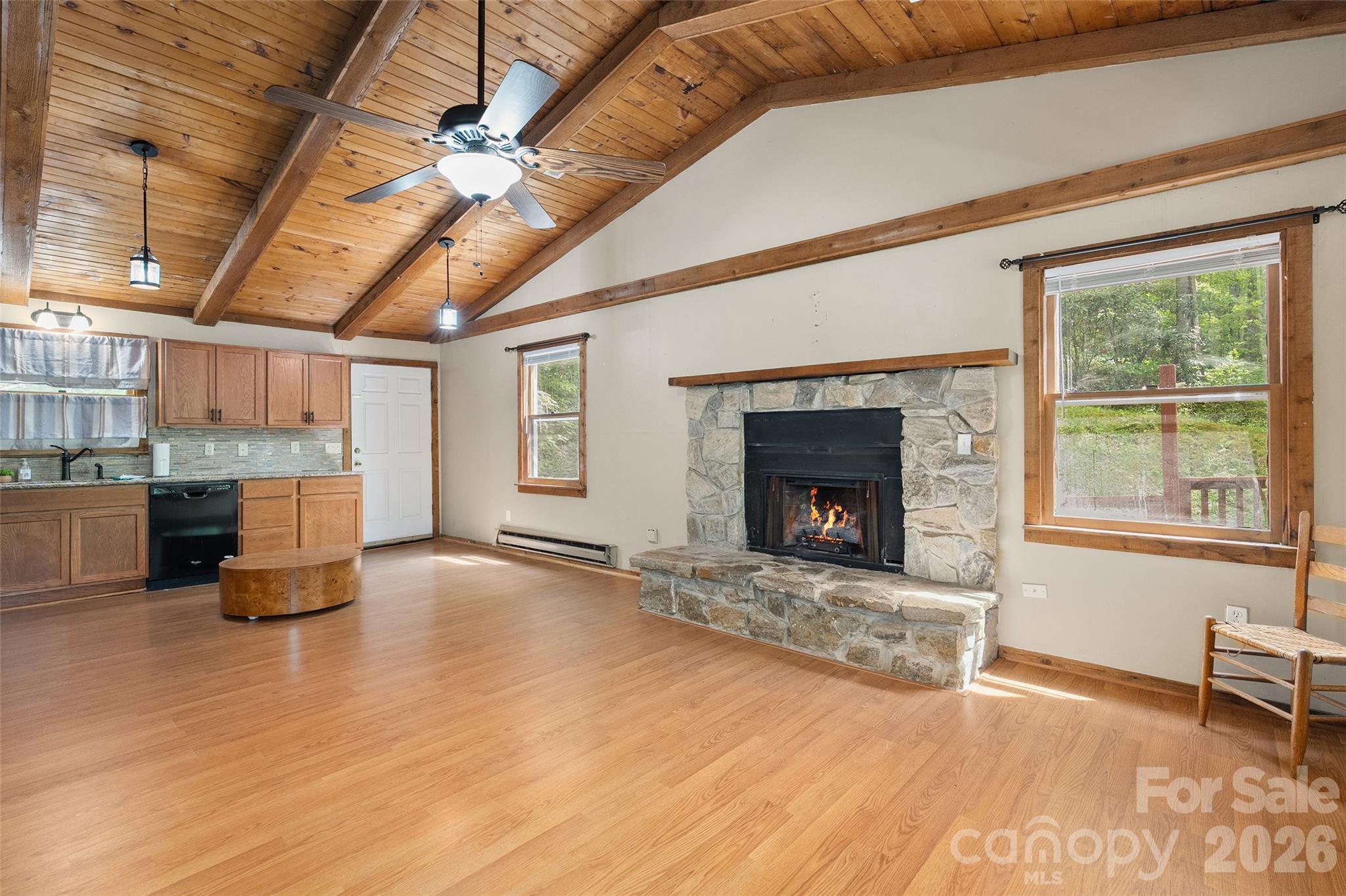 107 Pretty View Lane Property Photo 6