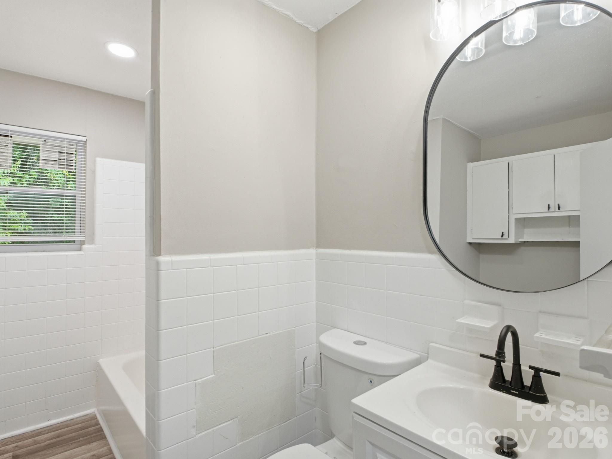 306 N Jackson Street Property Photo 11
