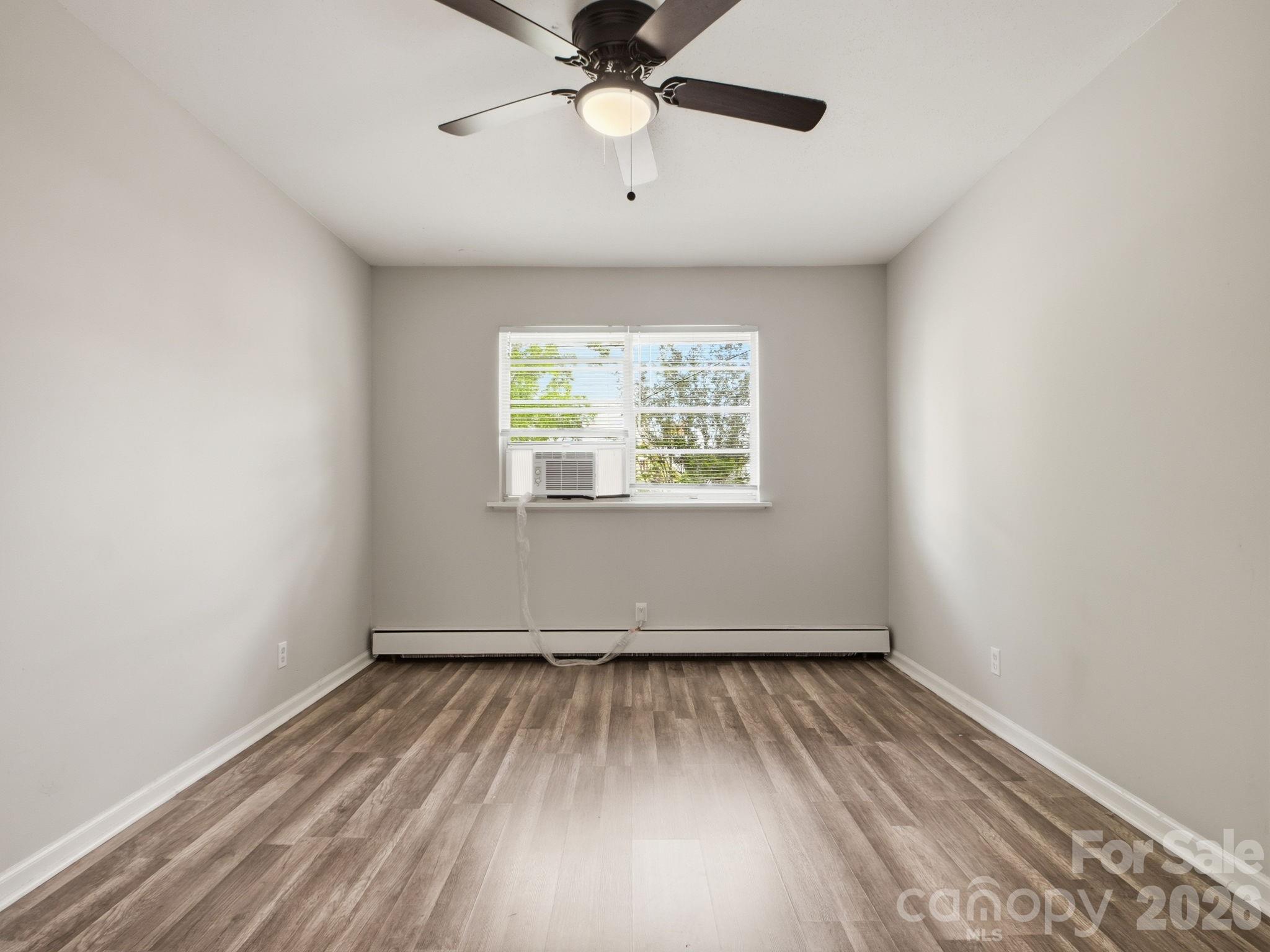 306 N Jackson Street Property Photo 20