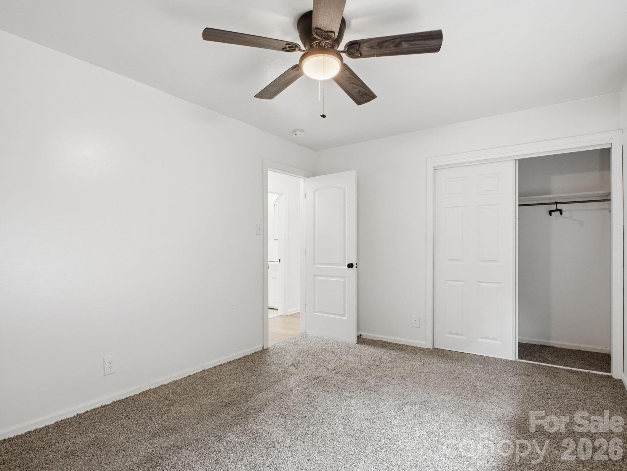 306 N Jackson Street Property Photo 29