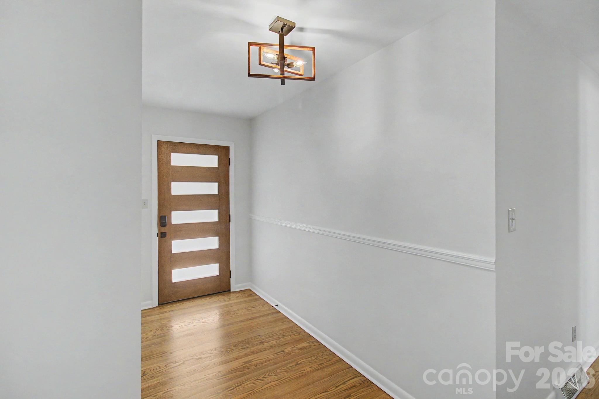 5 Kent Place Property Photo 8