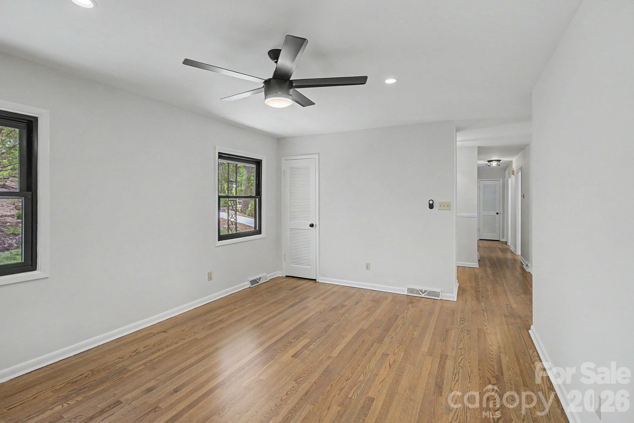 5 Kent Place Property Photo 9