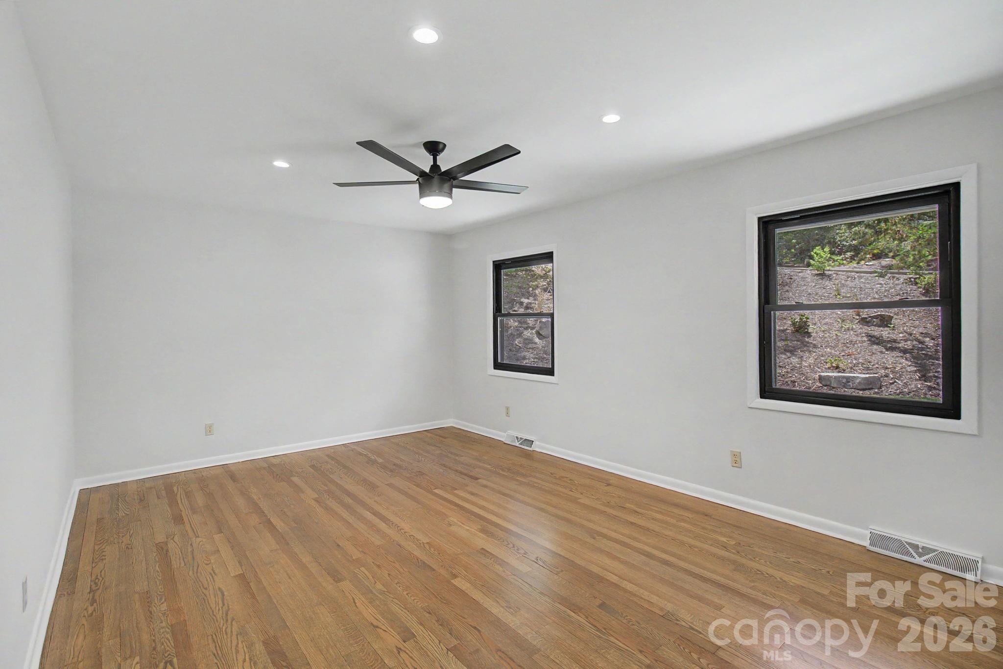 5 Kent Place Property Photo 10
