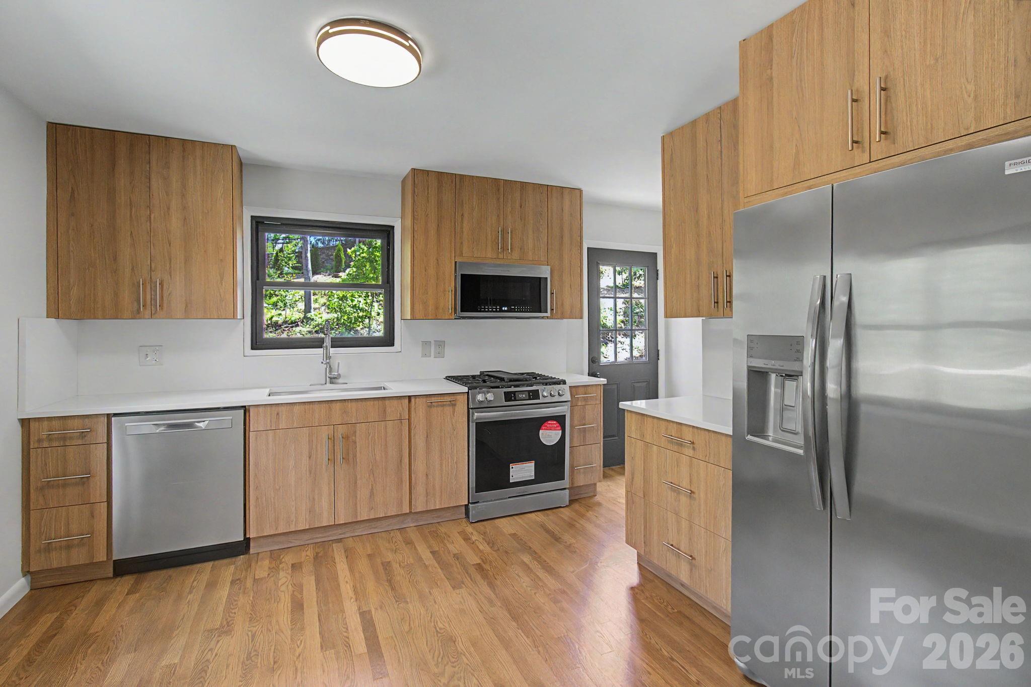 5 Kent Place Property Photo 17