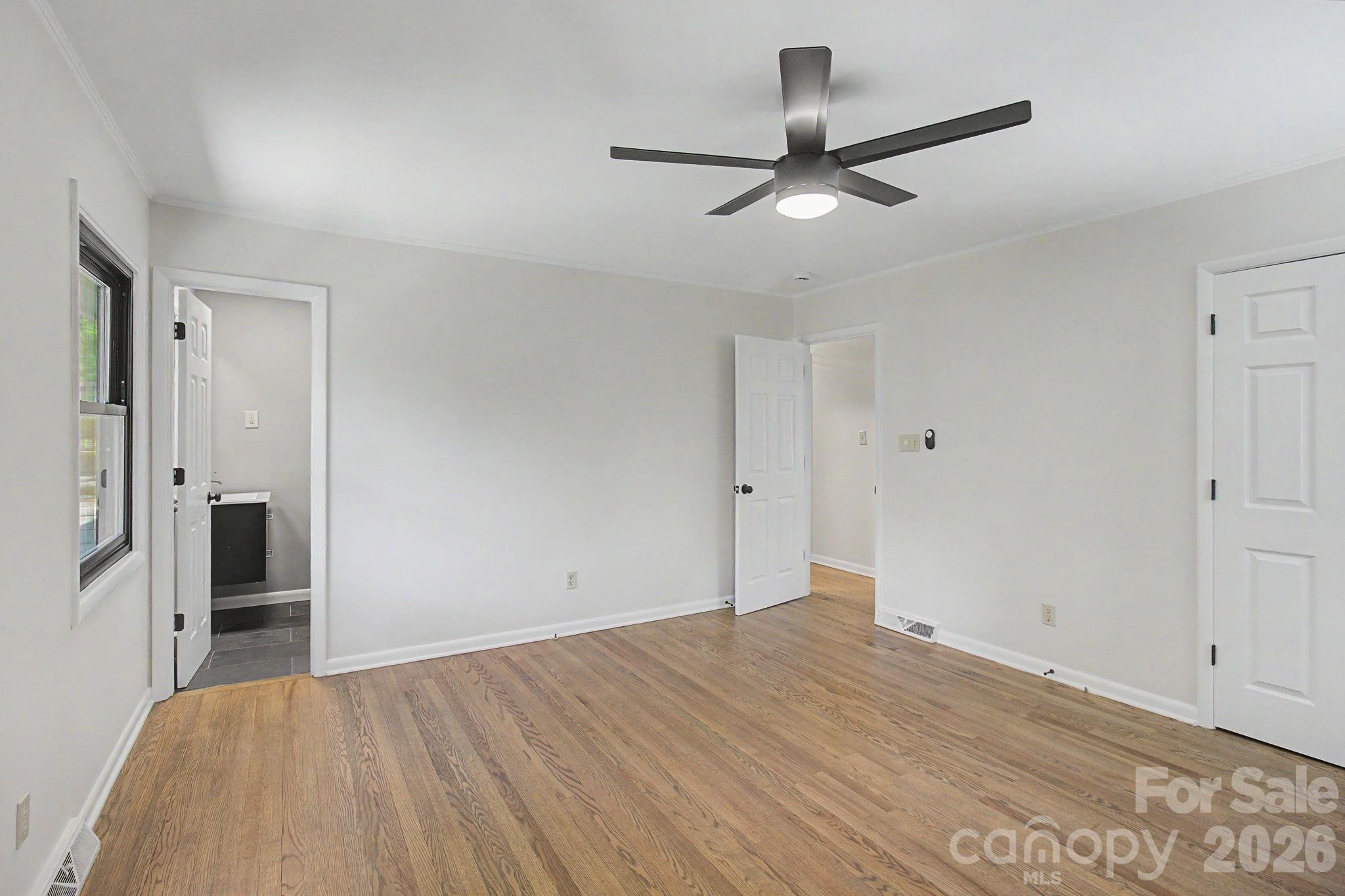 5 Kent Place Property Photo 23