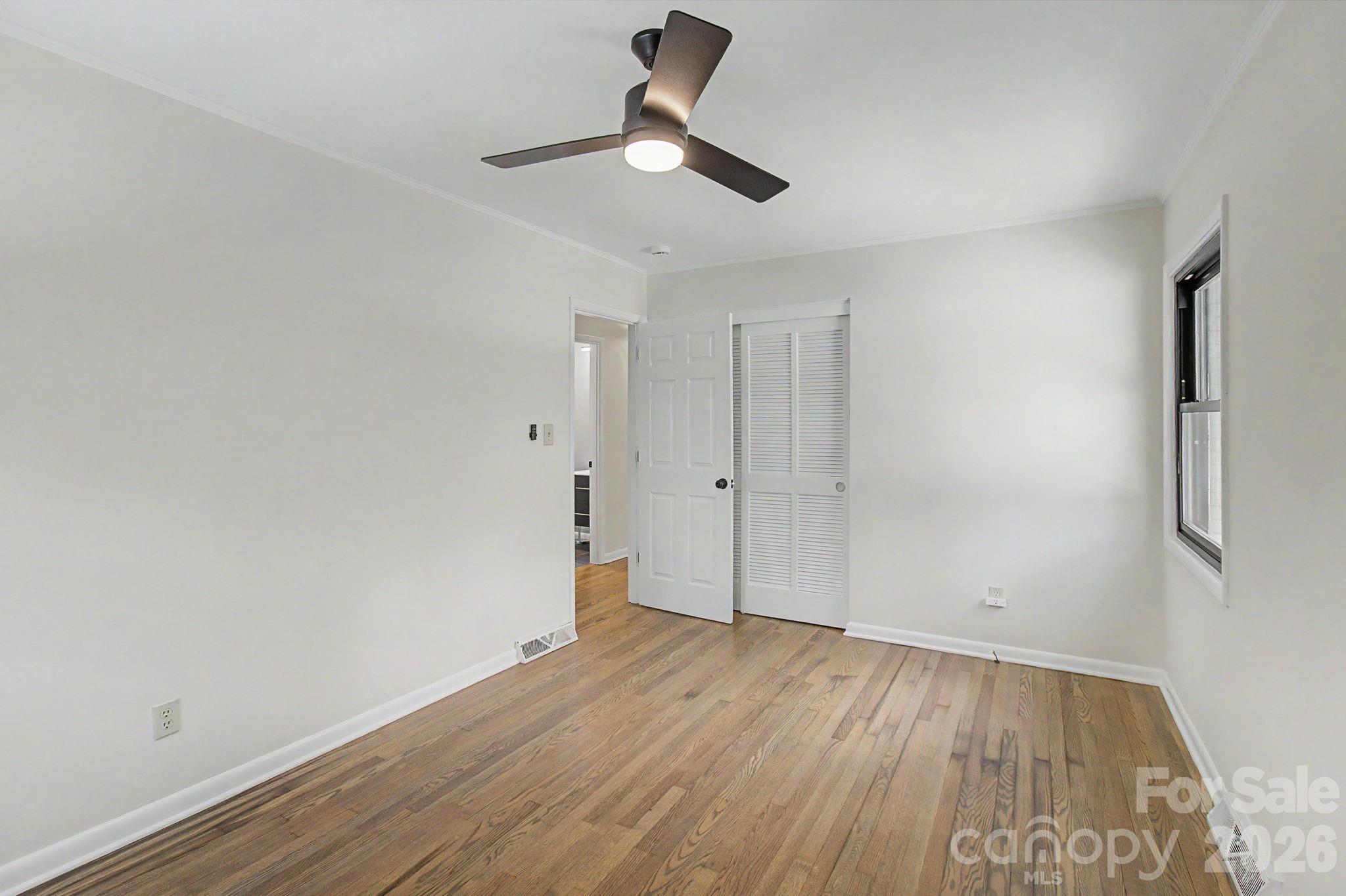 5 Kent Place Property Photo 27