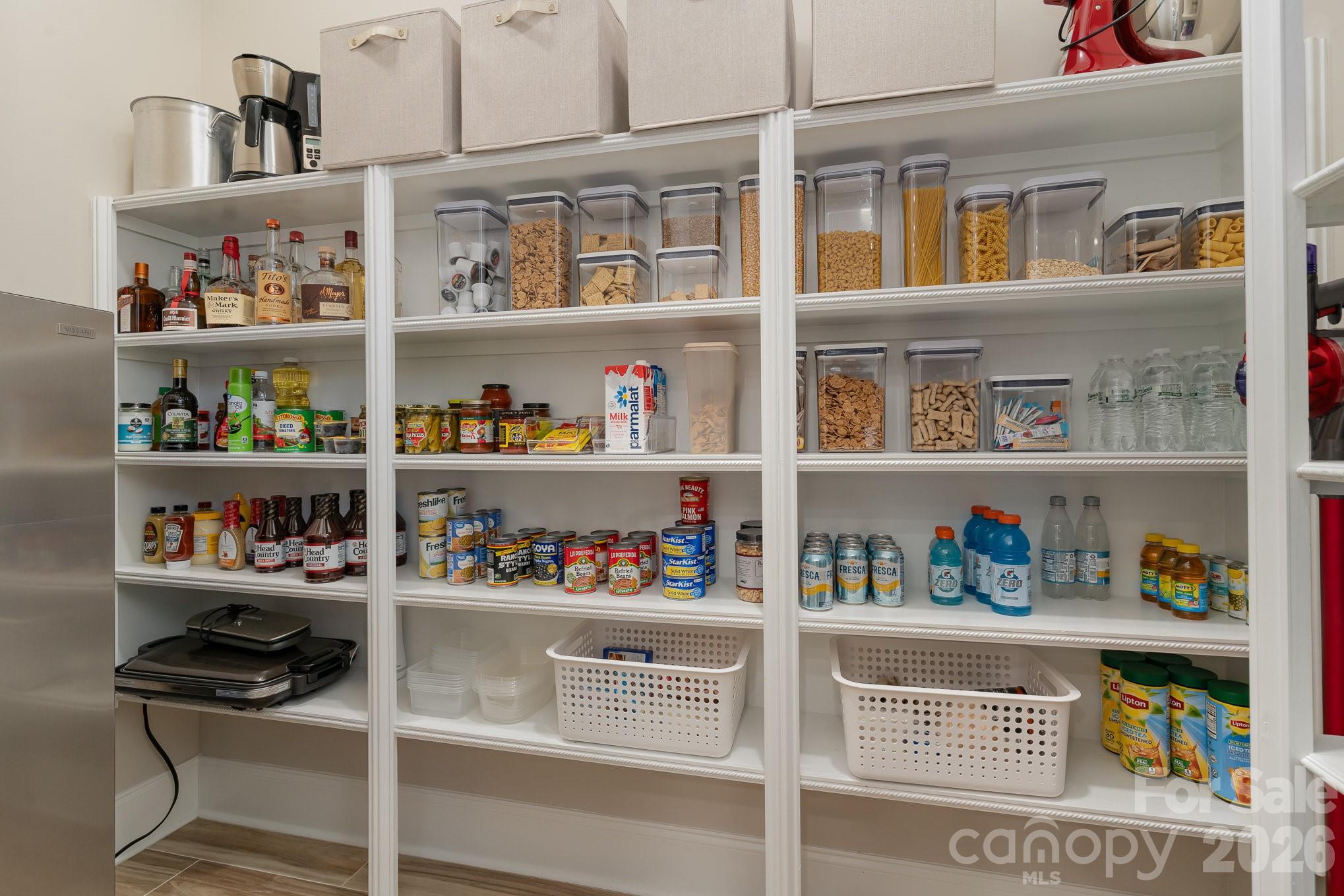 752 Crystal Water Way Property Photo 13