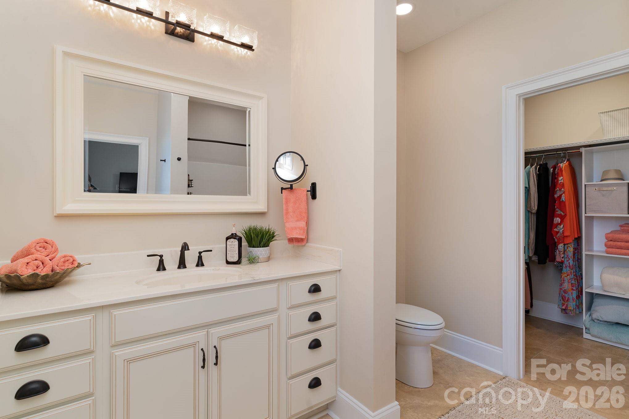 752 Crystal Water Way Property Photo 21