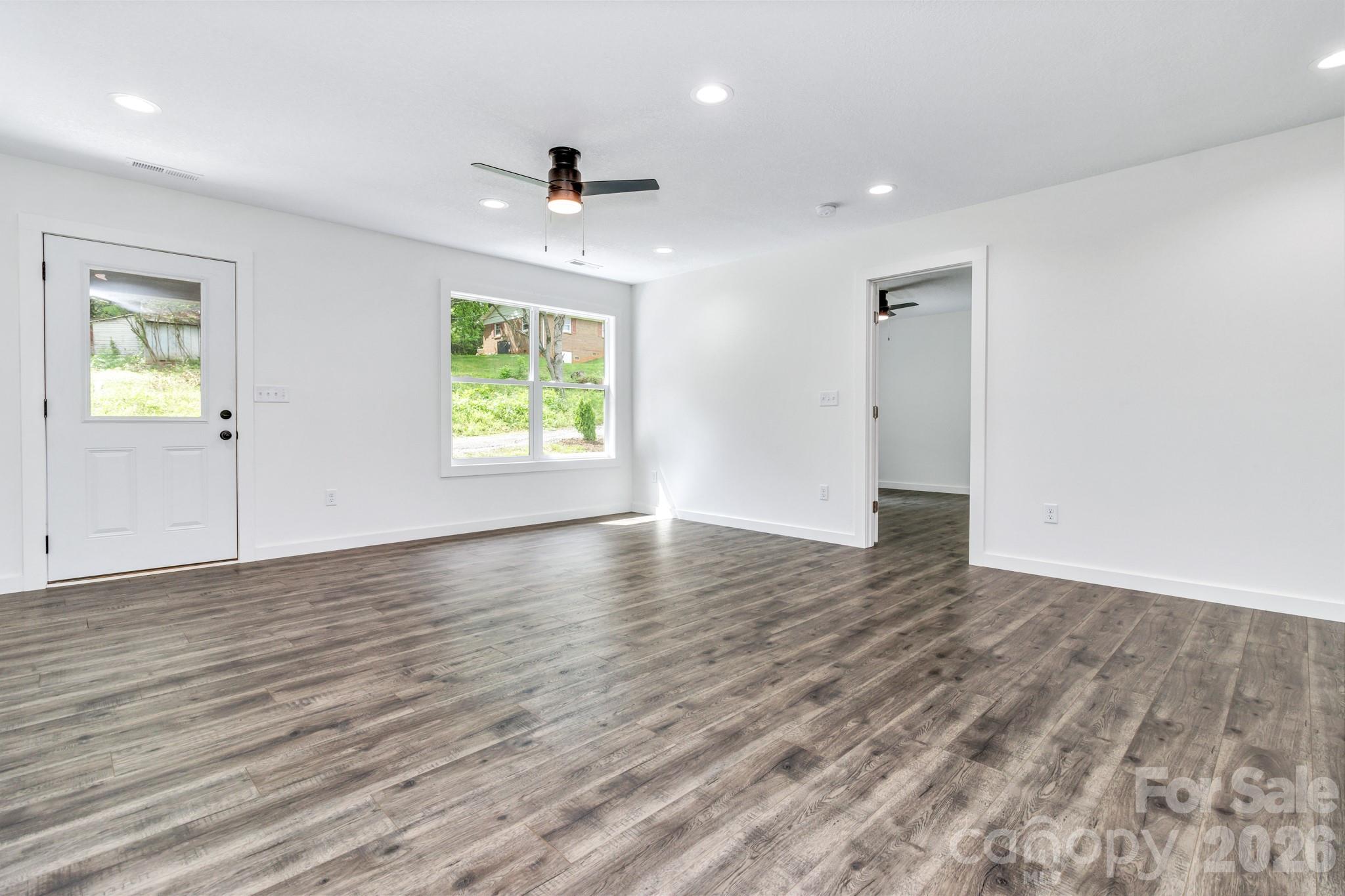 95 Short Drive Property Photo 13