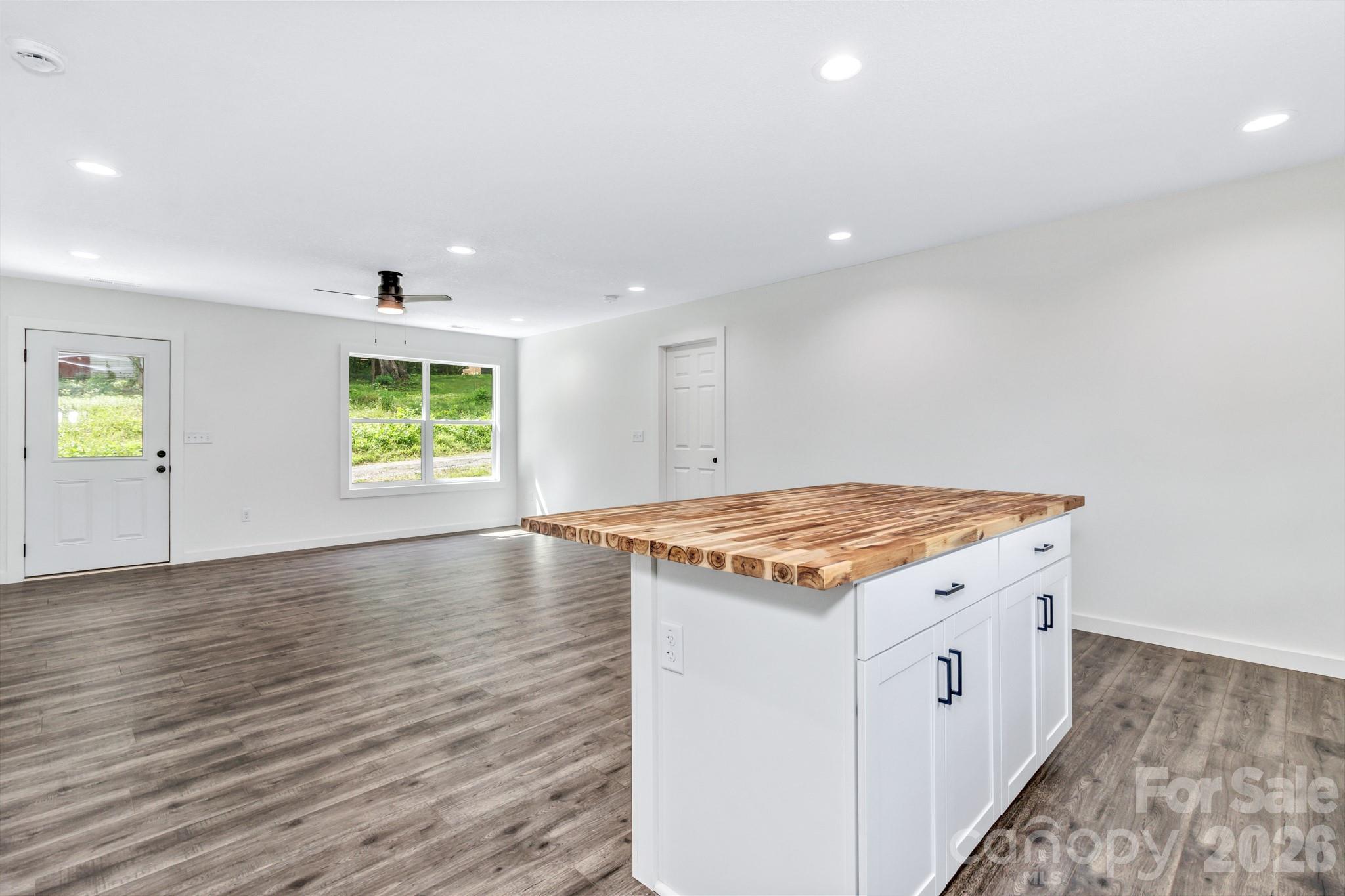 95 Short Drive Property Photo 19