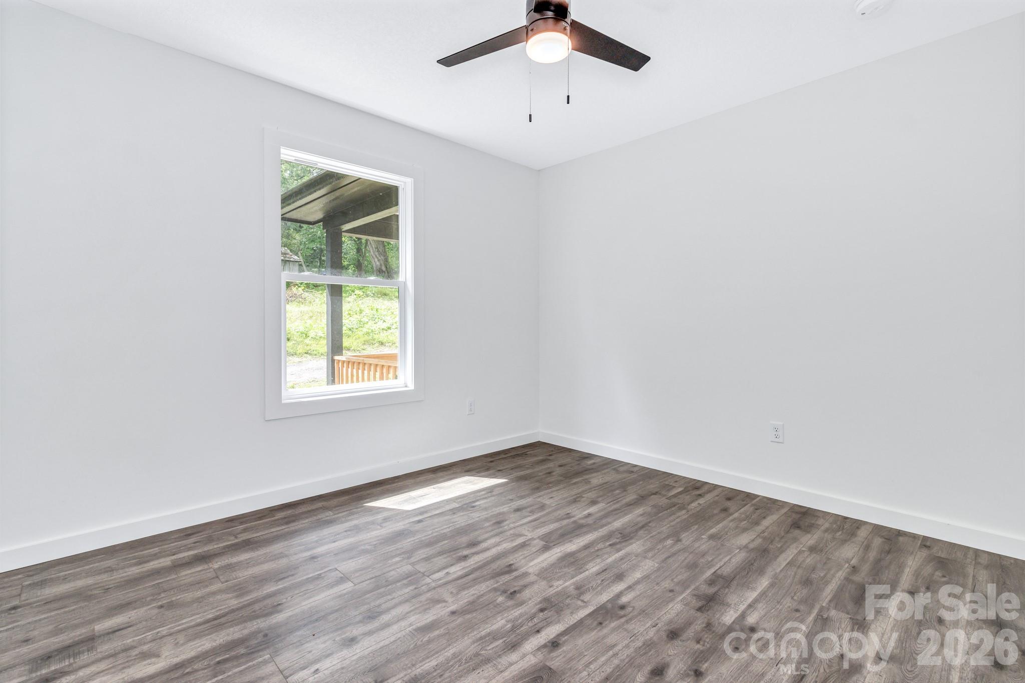 95 Short Drive Property Photo 32