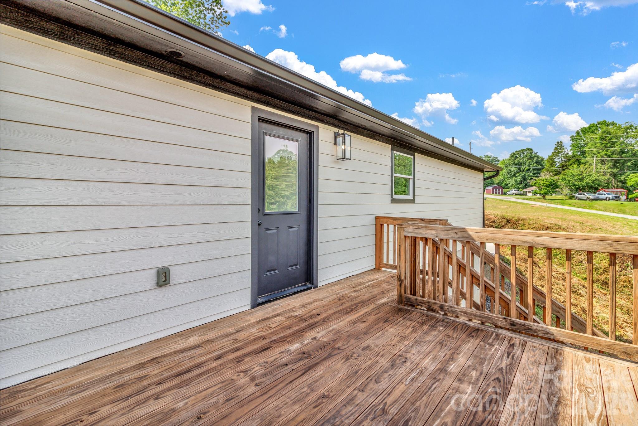 95 Short Drive Property Photo 35