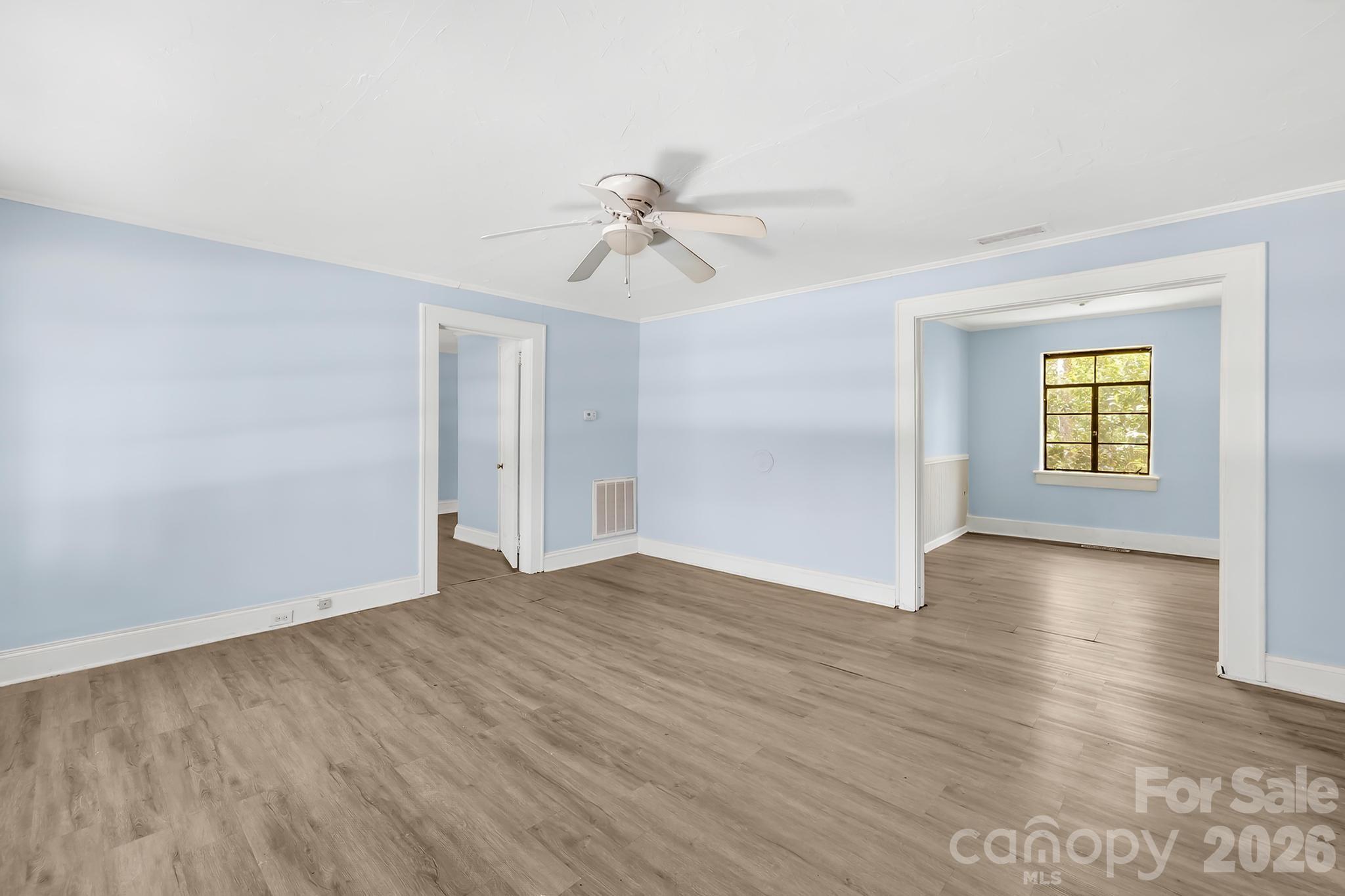 317 W D Avenue Property Photo 12