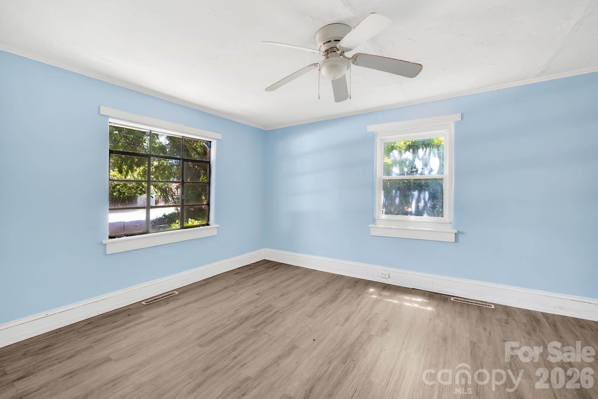 317 W D Avenue Property Photo 19