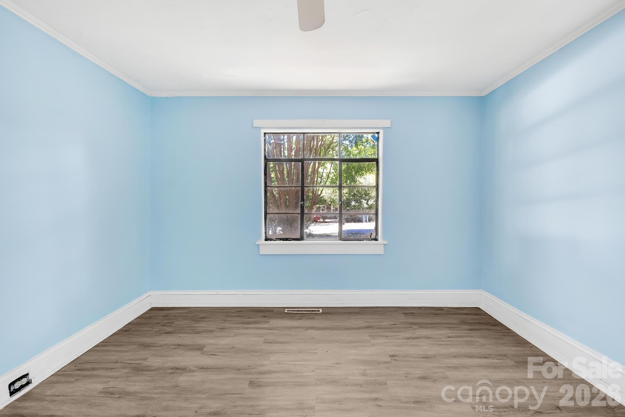 317 W D Avenue Property Photo 20