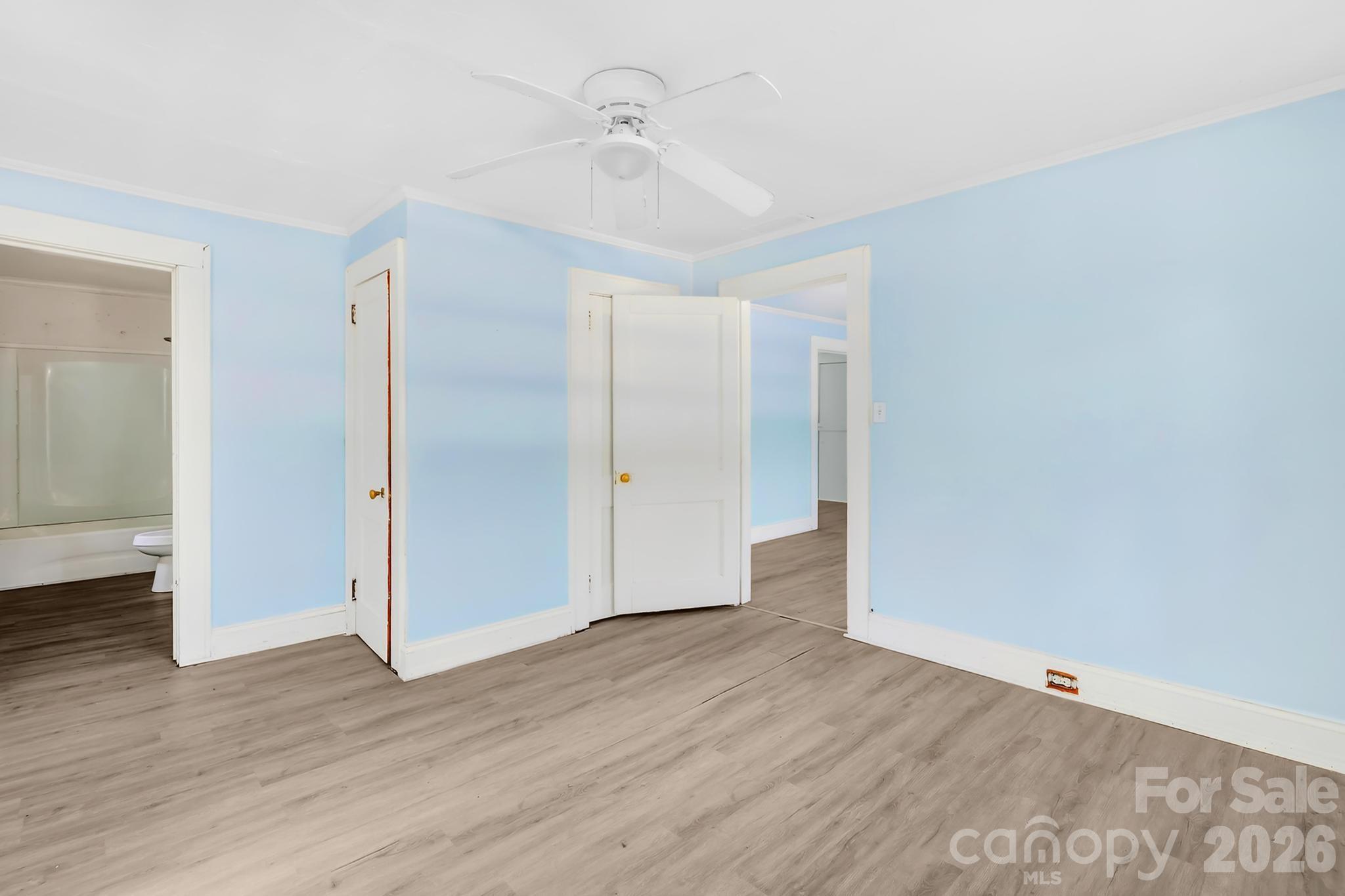 317 W D Avenue Property Photo 21