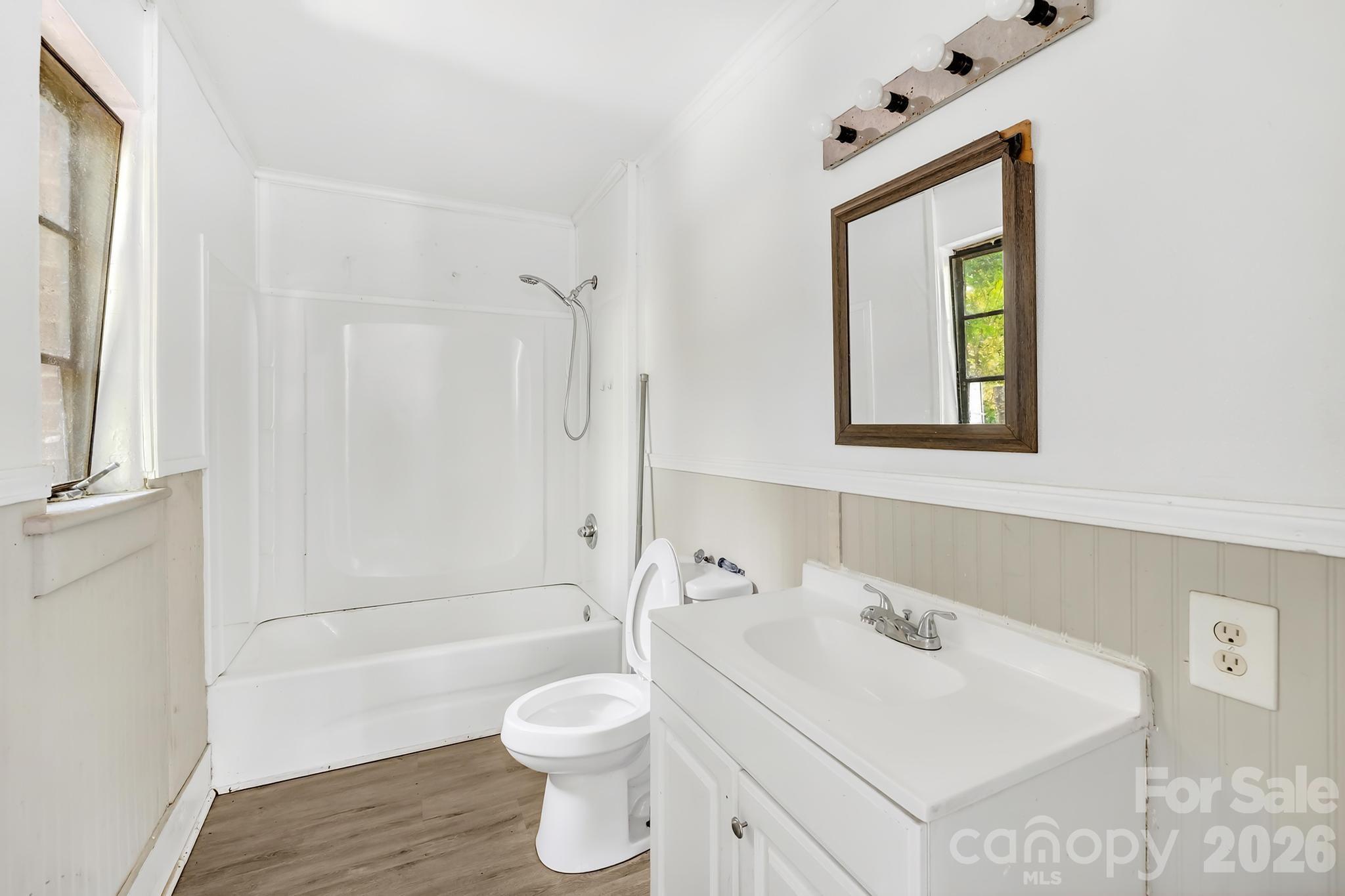 317 W D Avenue Property Photo 22