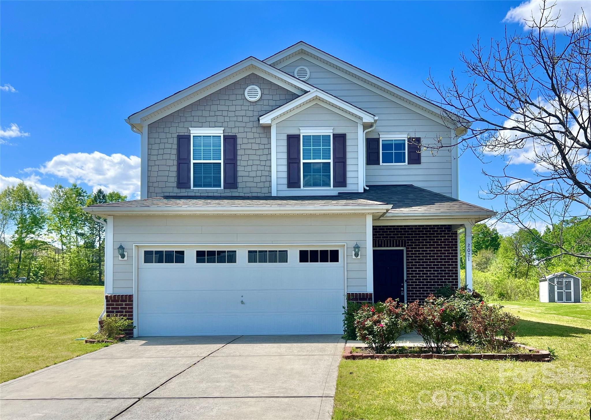 2021 Blue Stream Lane Property Photo 2