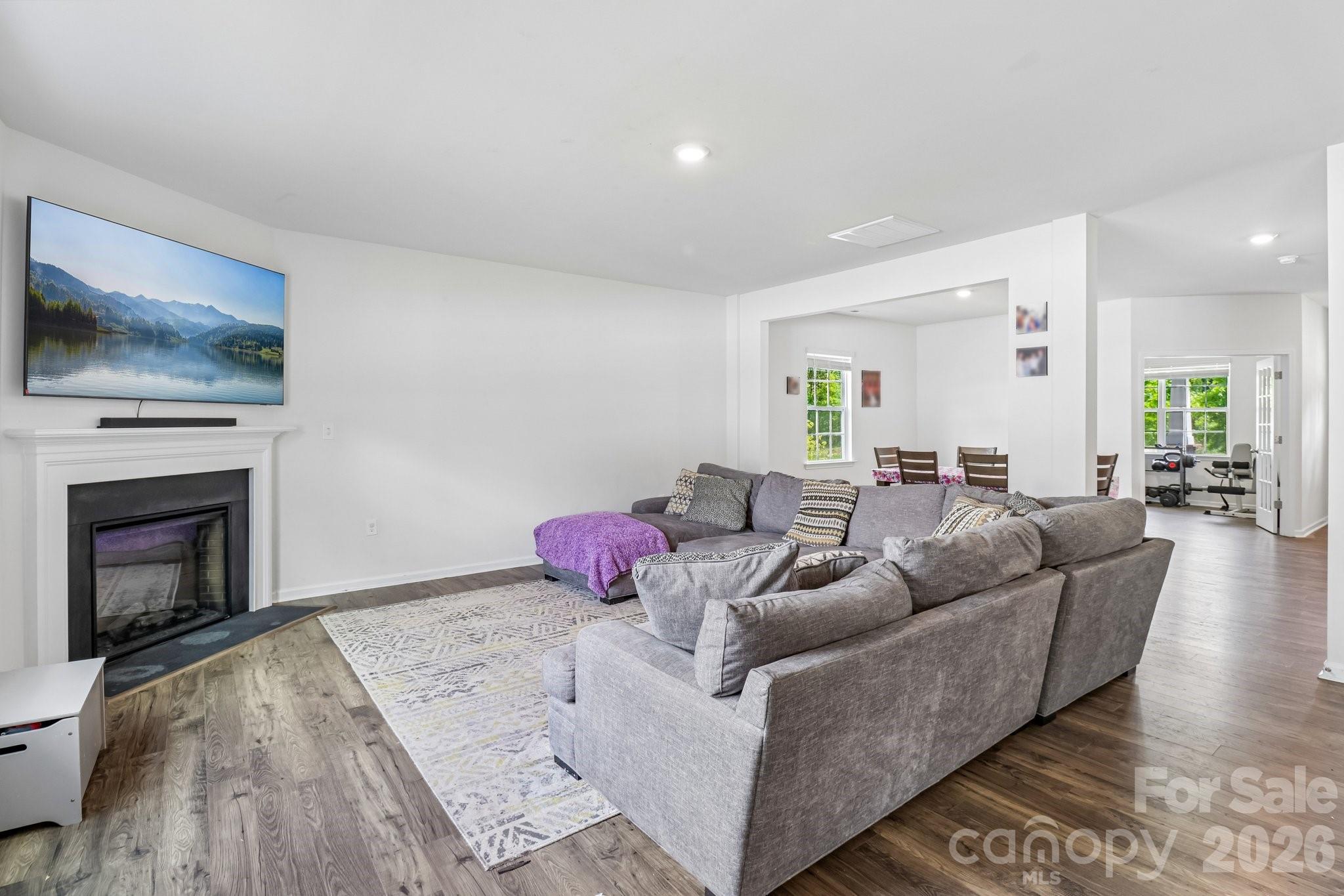 455 Saddlebred Lane Property Photo 10