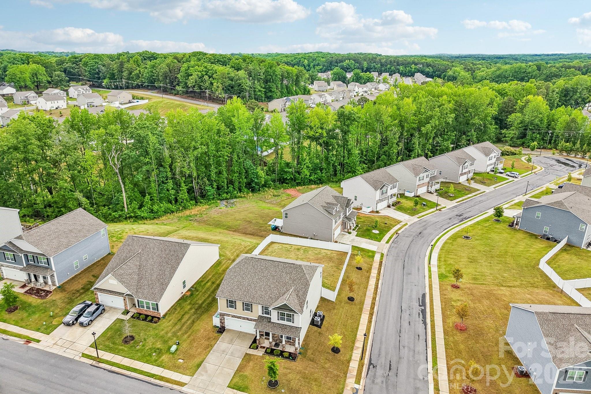 455 Saddlebred Lane Property Photo 41