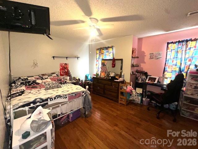 402 Trillium Court 1 Property Photo 17
