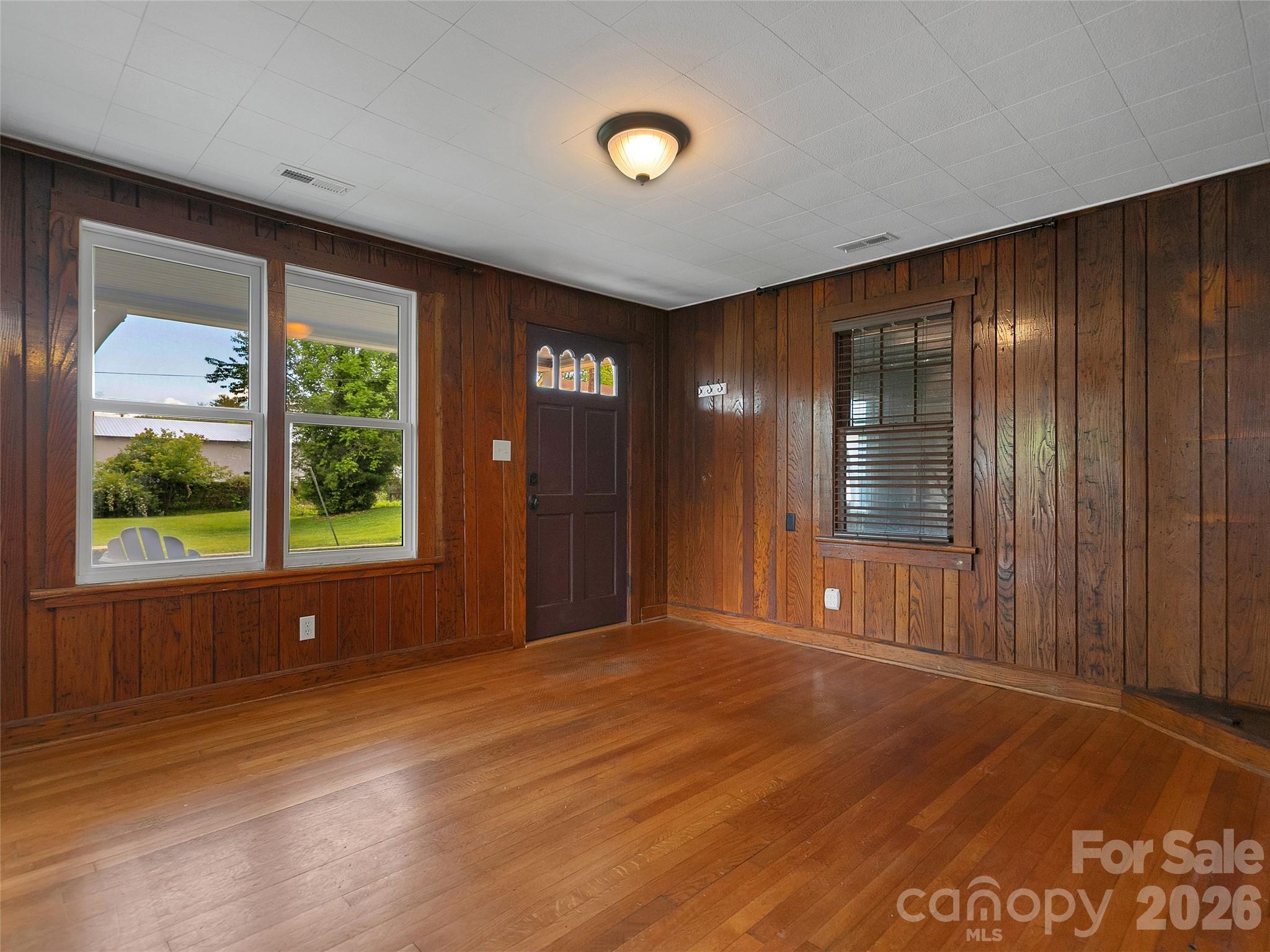 29 Salem Street Property Photo 6