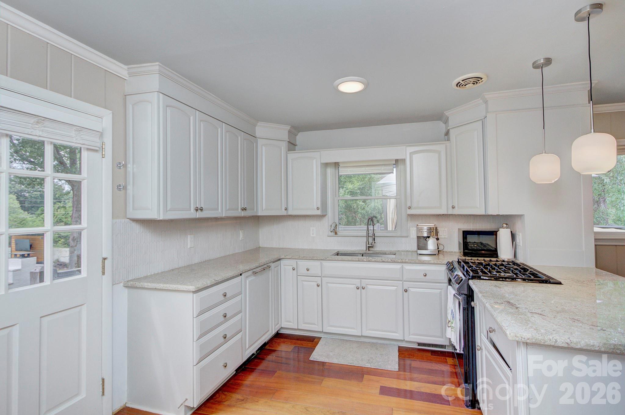 1140 Bevis Drive Property Photo 13