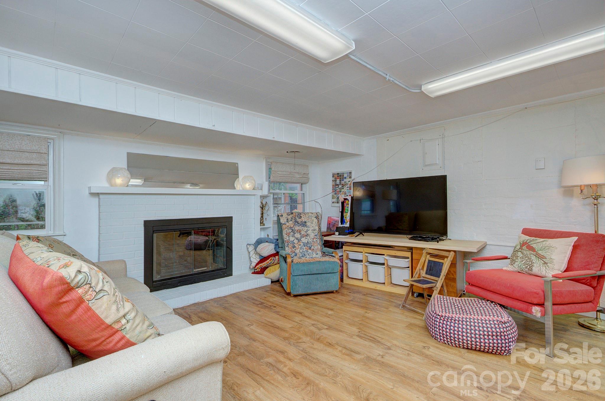 1140 Bevis Drive Property Photo 28