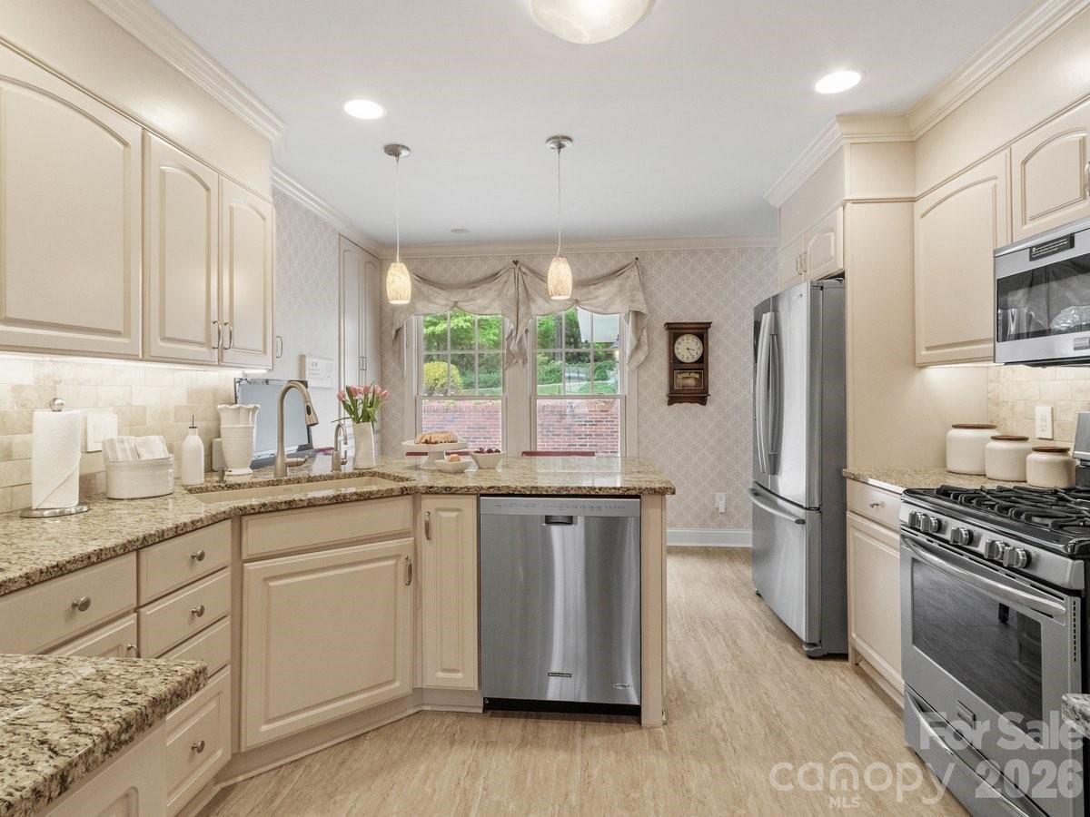 6 Creekside Way Property Photo 15