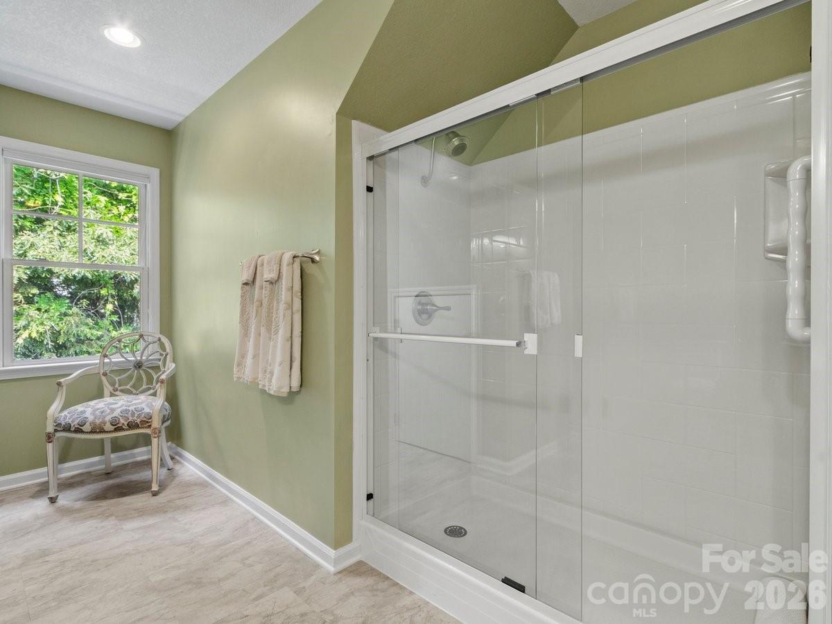 6 Creekside Way Property Photo 36