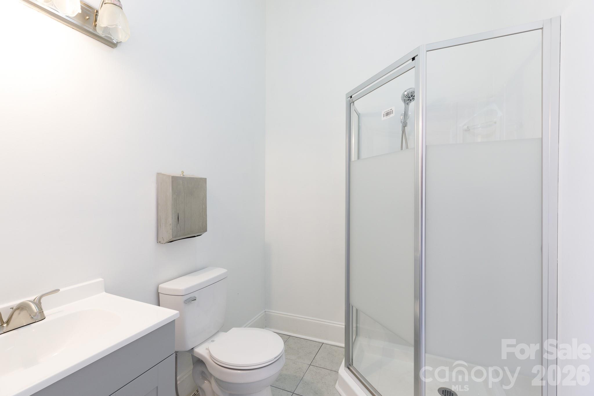 319 Park Avenue Property Photo 17
