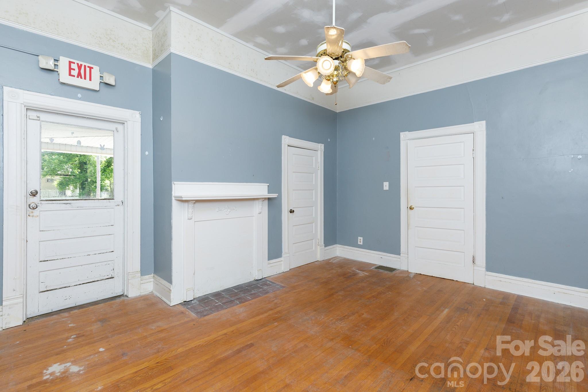 319 Park Avenue Property Photo 22