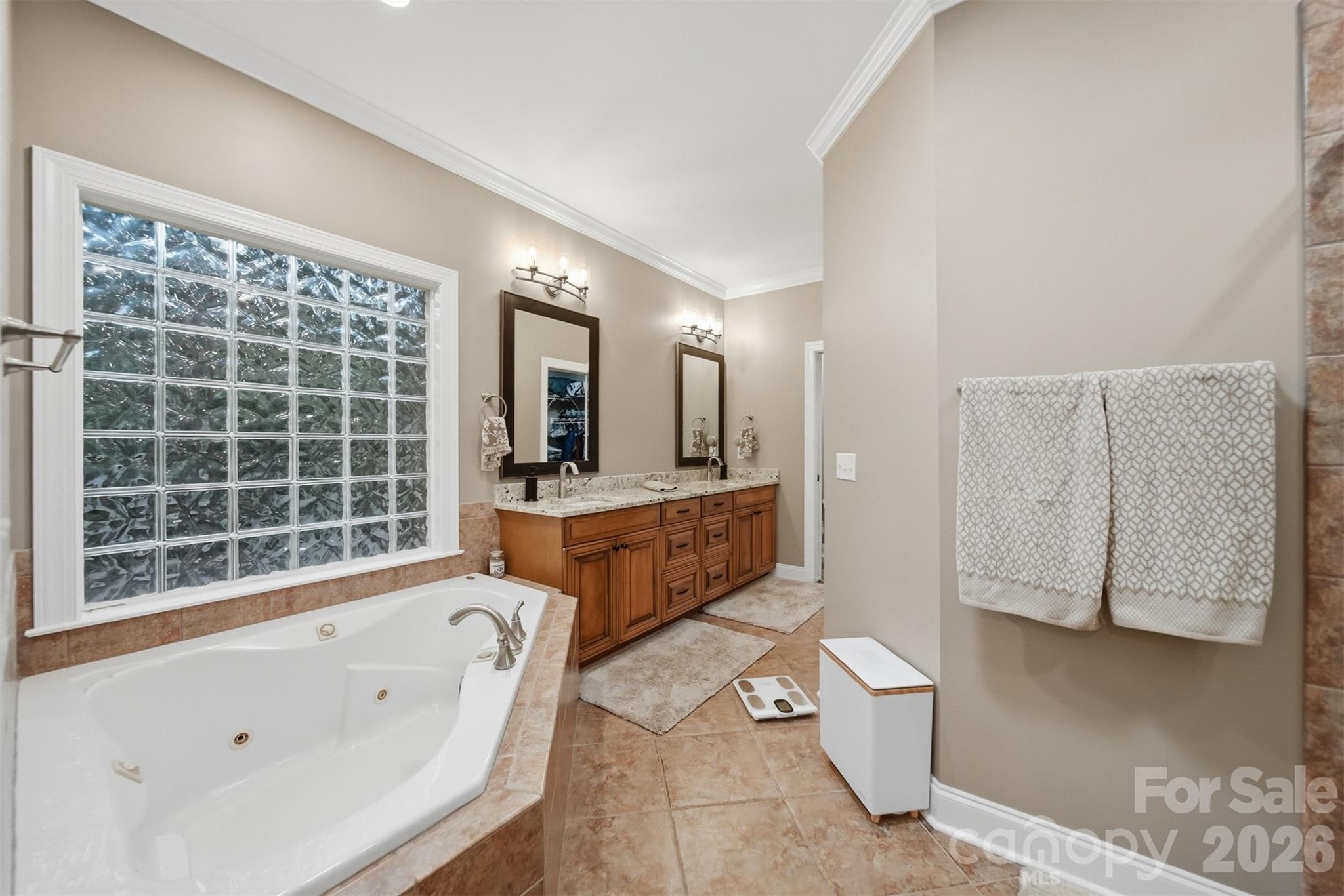 151 43rd Avenue Drive Property Photo 14