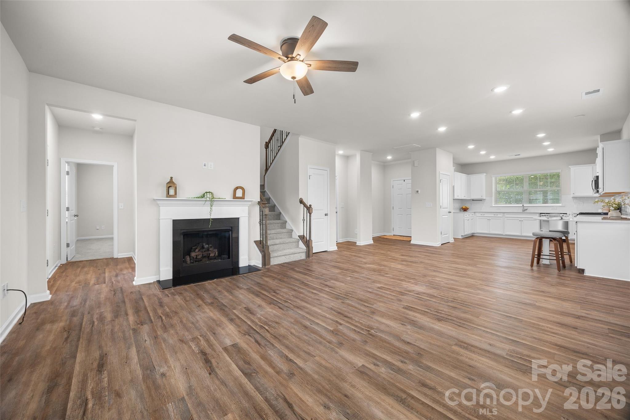 17712 Terryglass Lane Property Photo 5