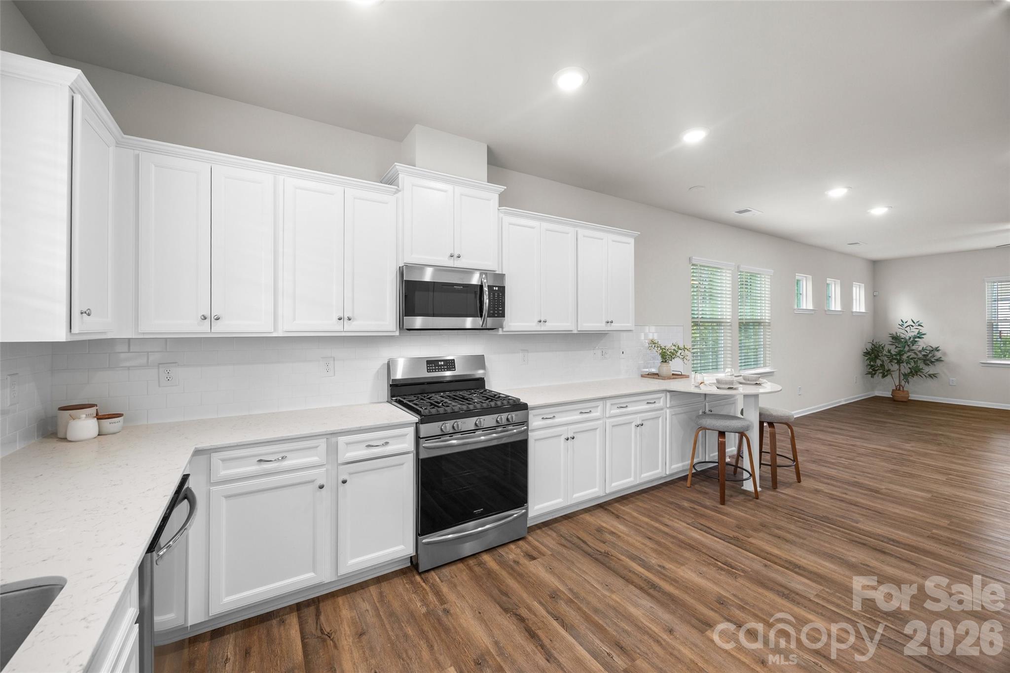 17712 Terryglass Lane Property Photo 7