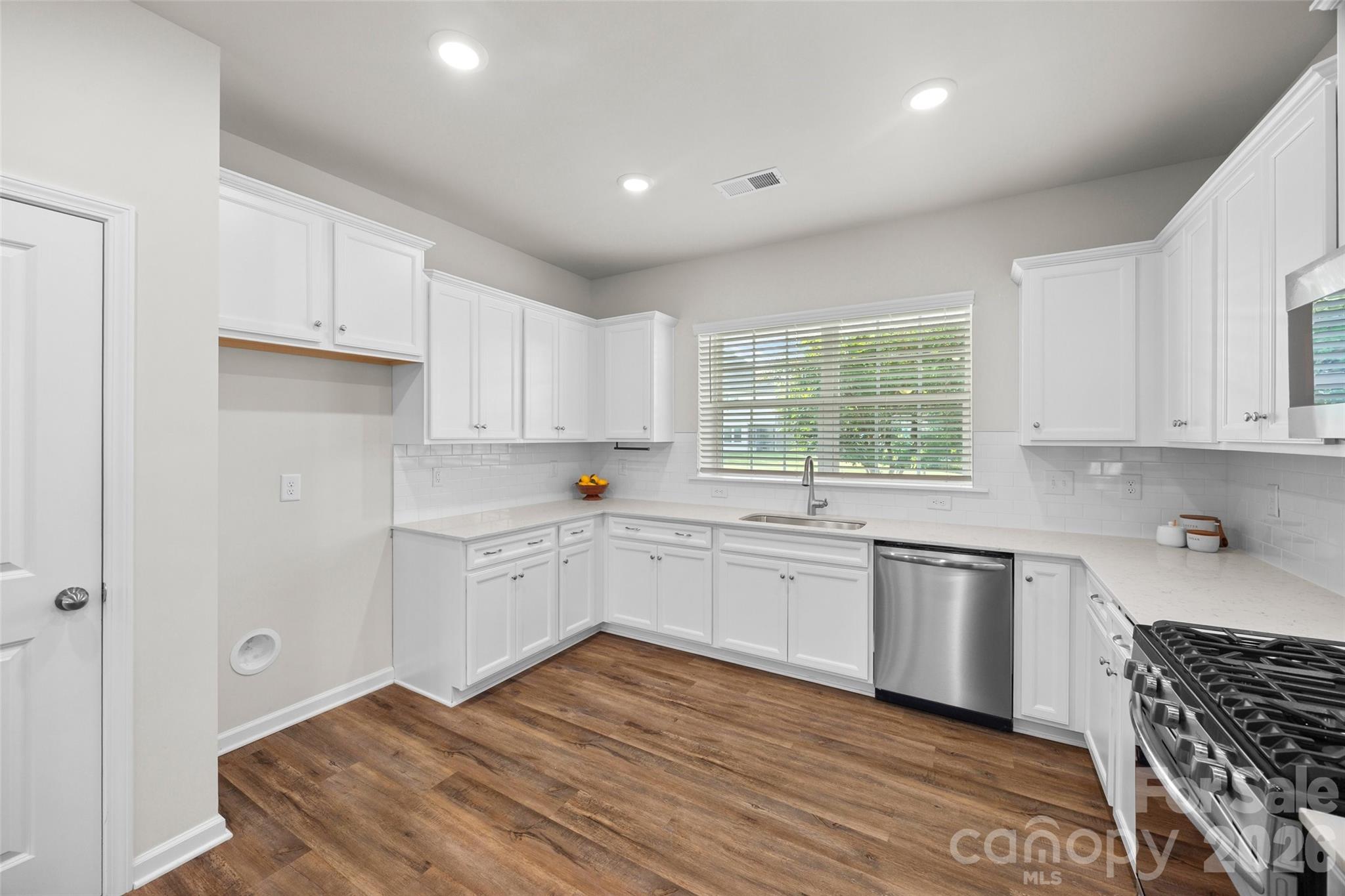 17712 Terryglass Lane Property Photo 9