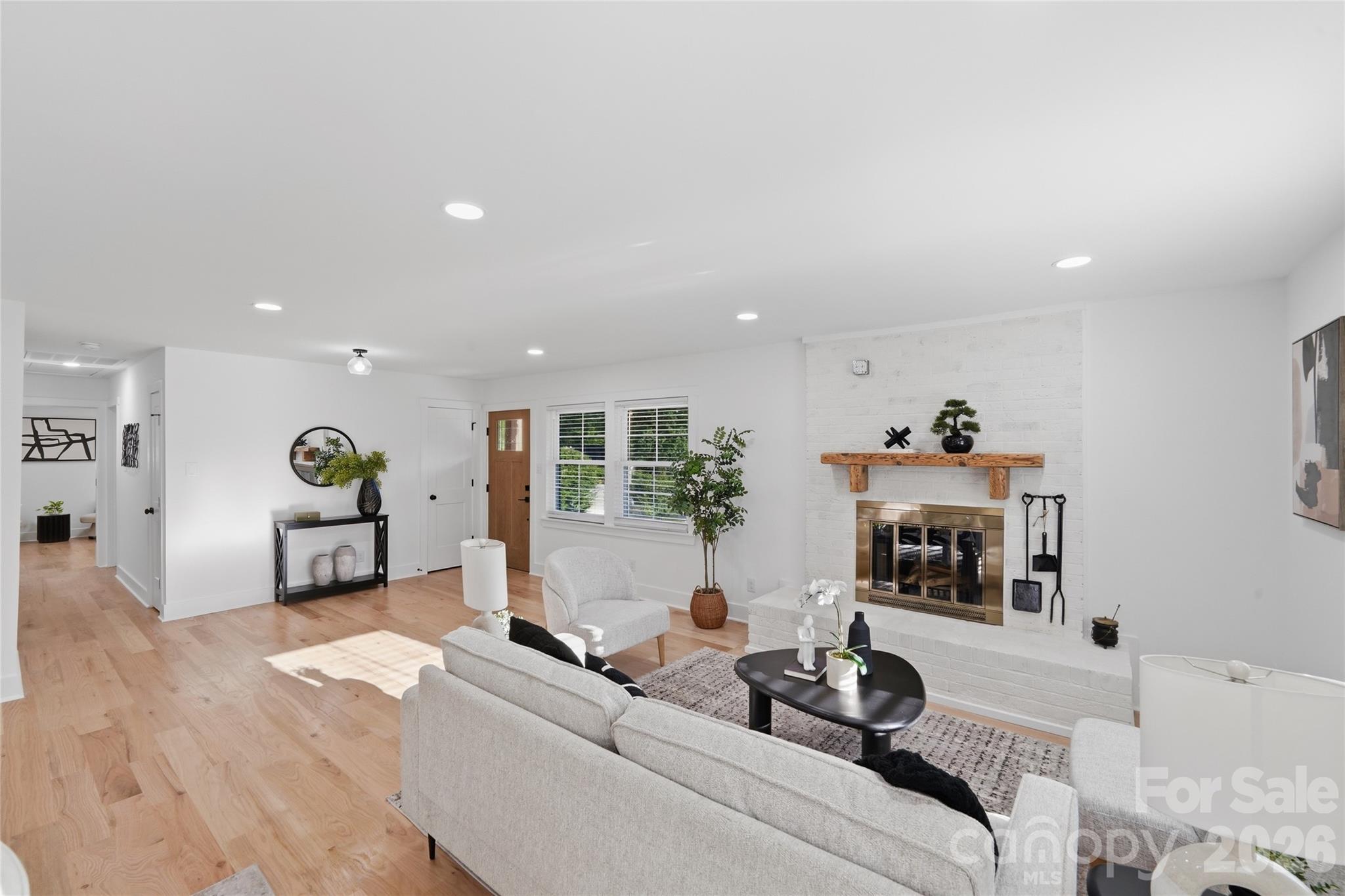 4314 Ivanhoe Place Property Photo 31