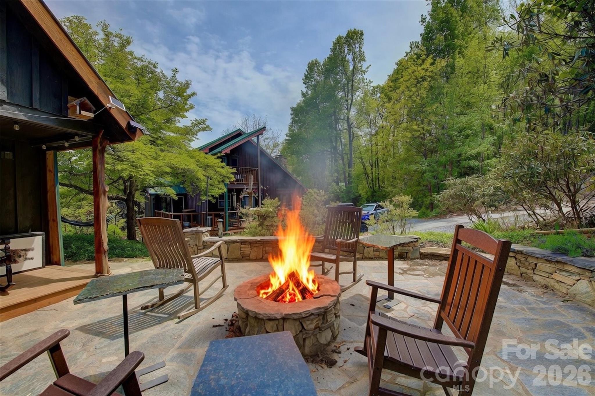 262 Azalea Hills Lane Property Photo 1