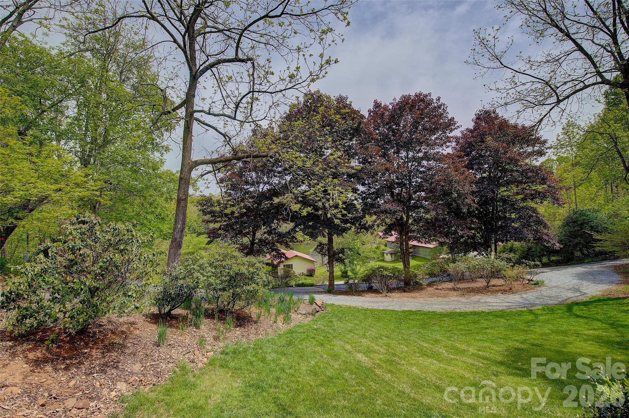 262 Azalea Hills Lane Property Photo 8