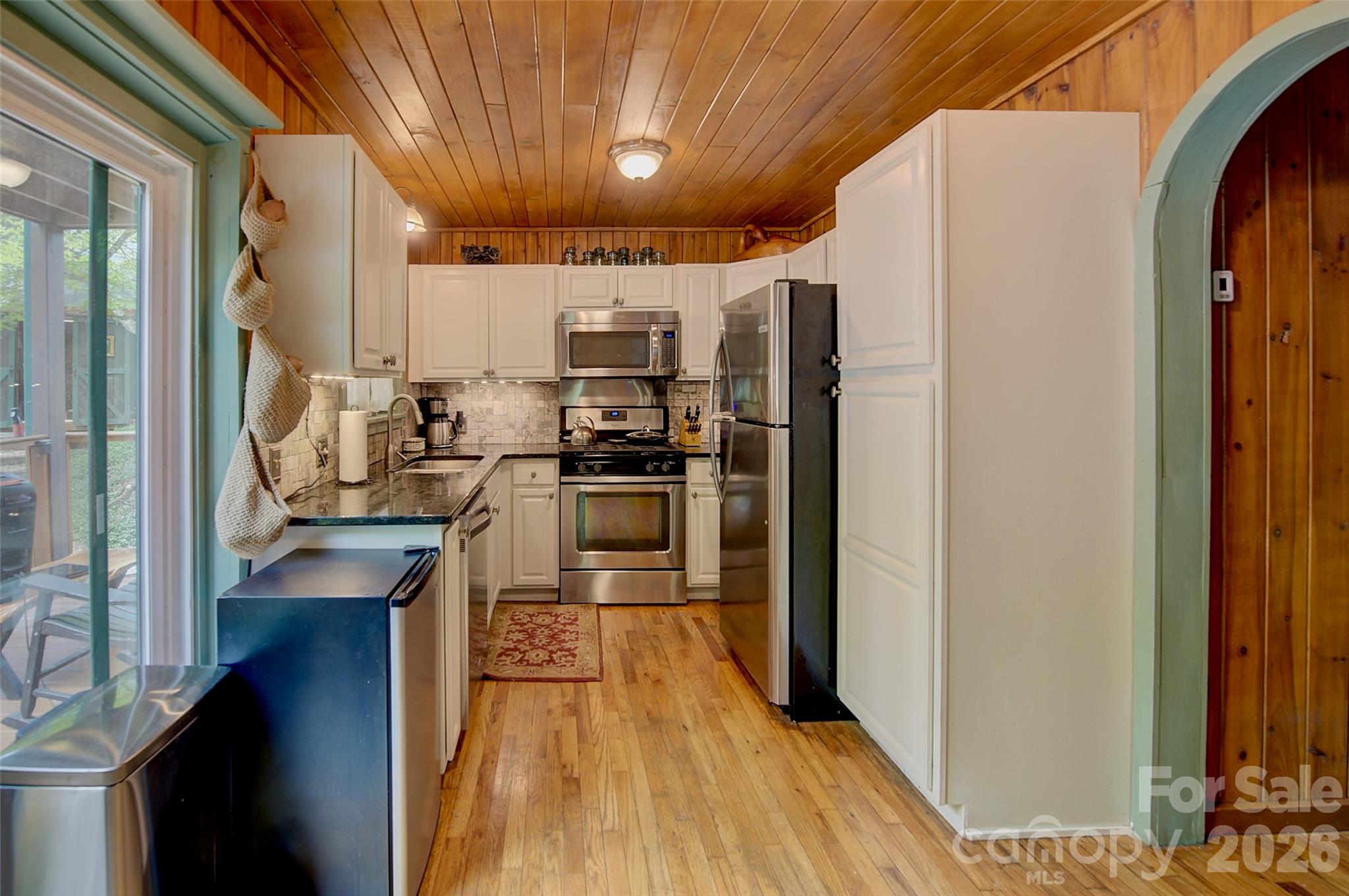 262 Azalea Hills Lane Property Photo 16
