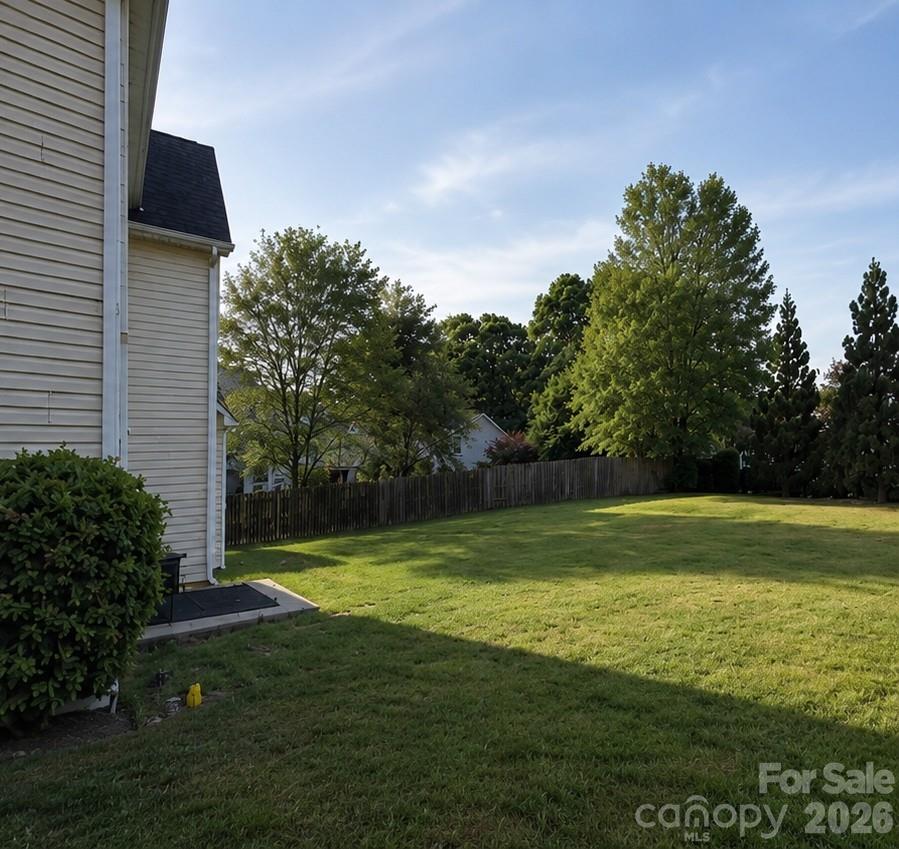 9120 Viscount Lane Property Photo 6