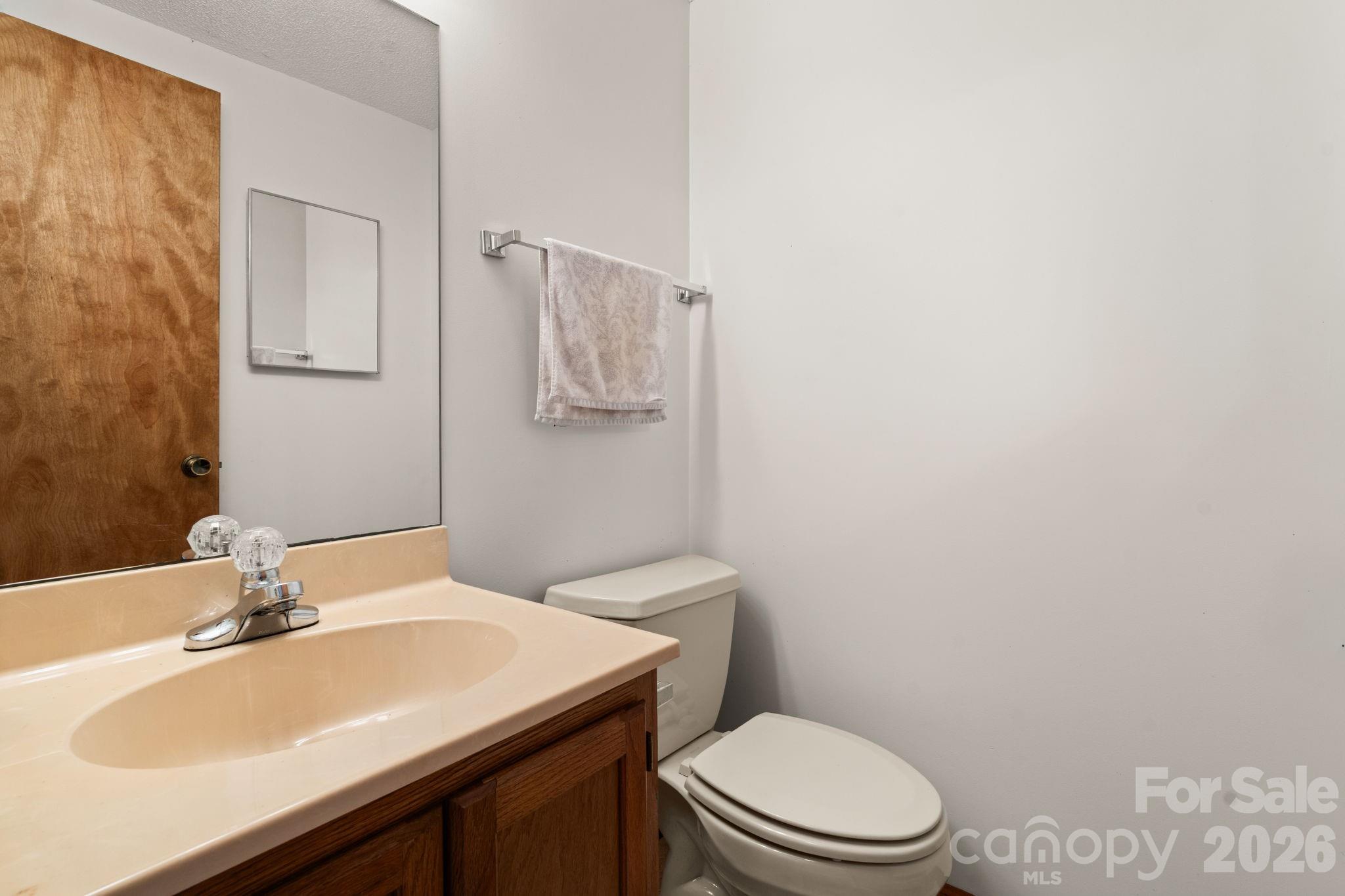 8977 Rose Hollow Avenue Property Photo 10