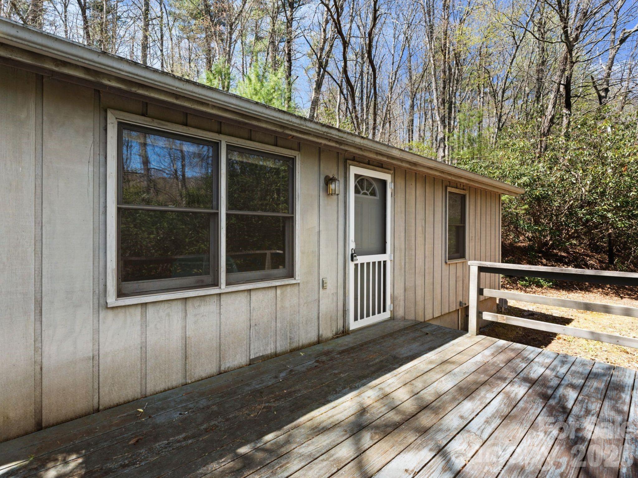 8977 Rose Hollow Avenue Property Photo 19