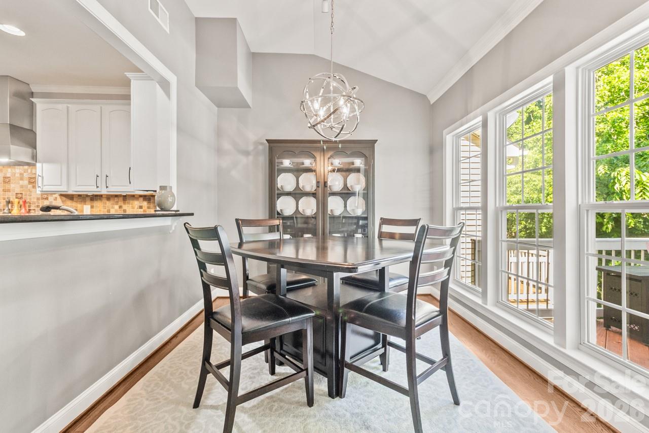 14509 Greenpoint Lane Property Photo 10