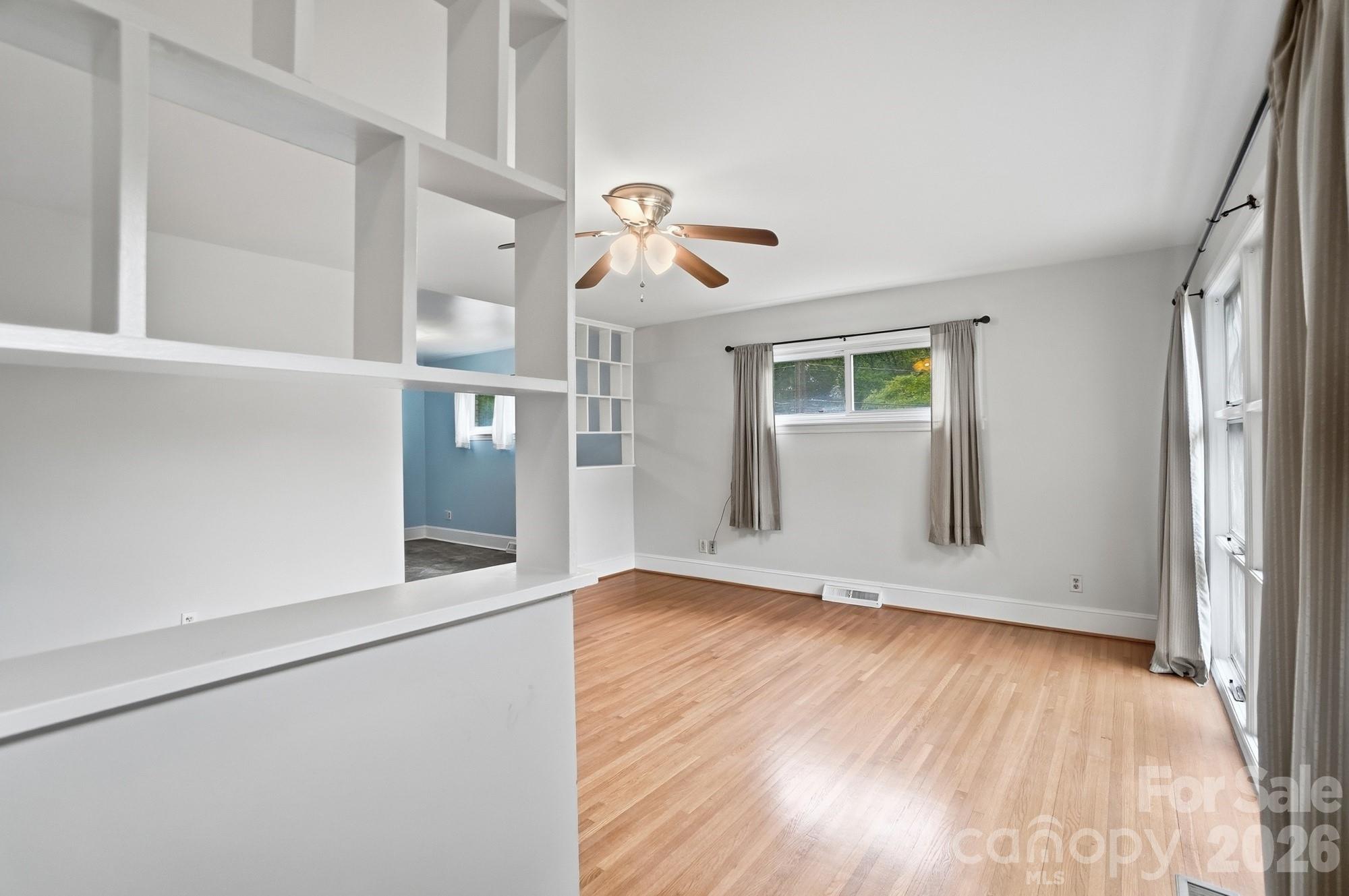 6239 Netherwood Drive Property Photo 6