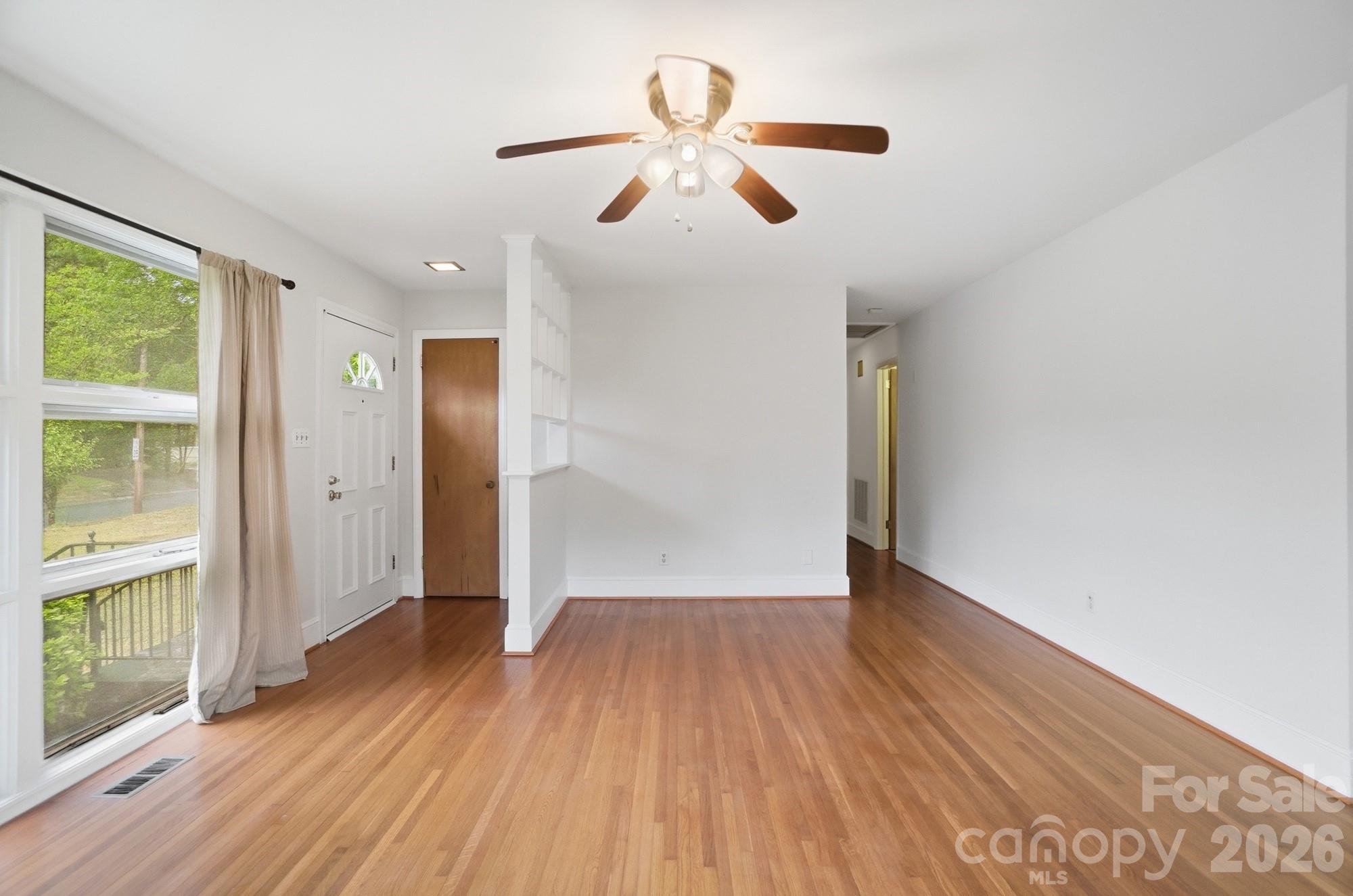 6239 Netherwood Drive Property Photo 9