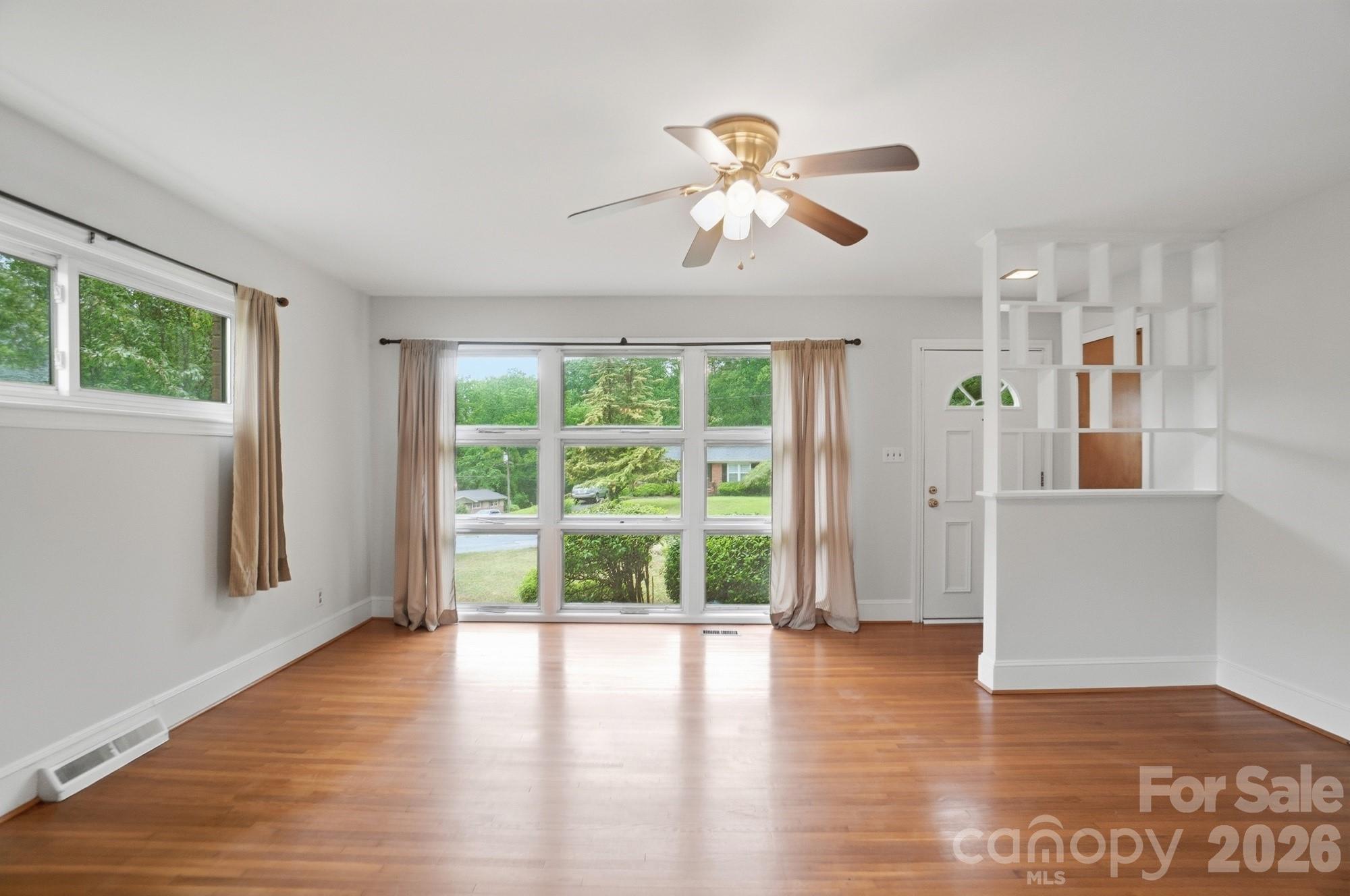6239 Netherwood Drive Property Photo 12