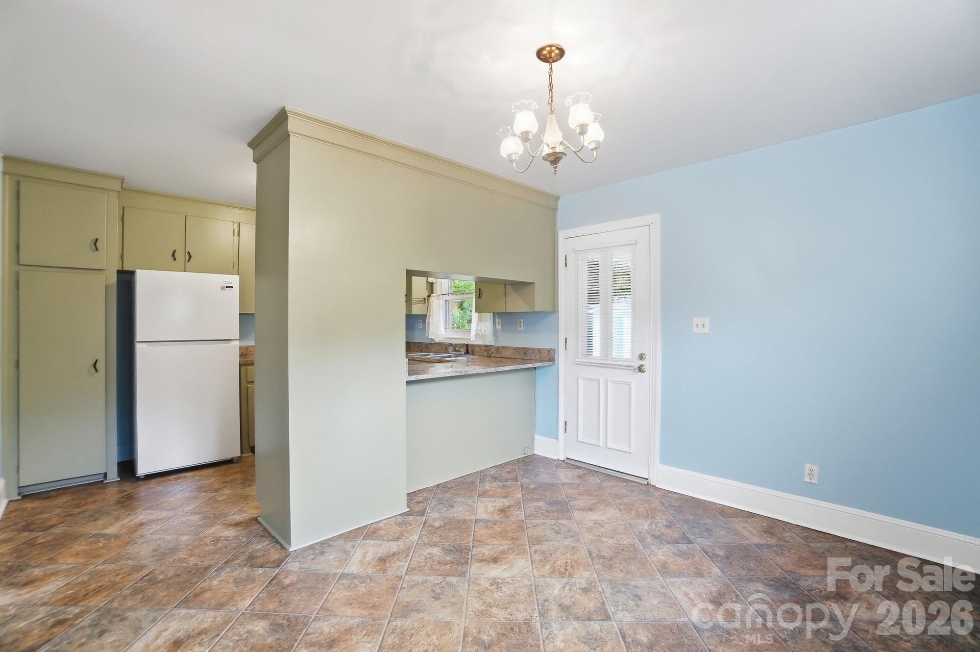 6239 Netherwood Drive Property Photo 14