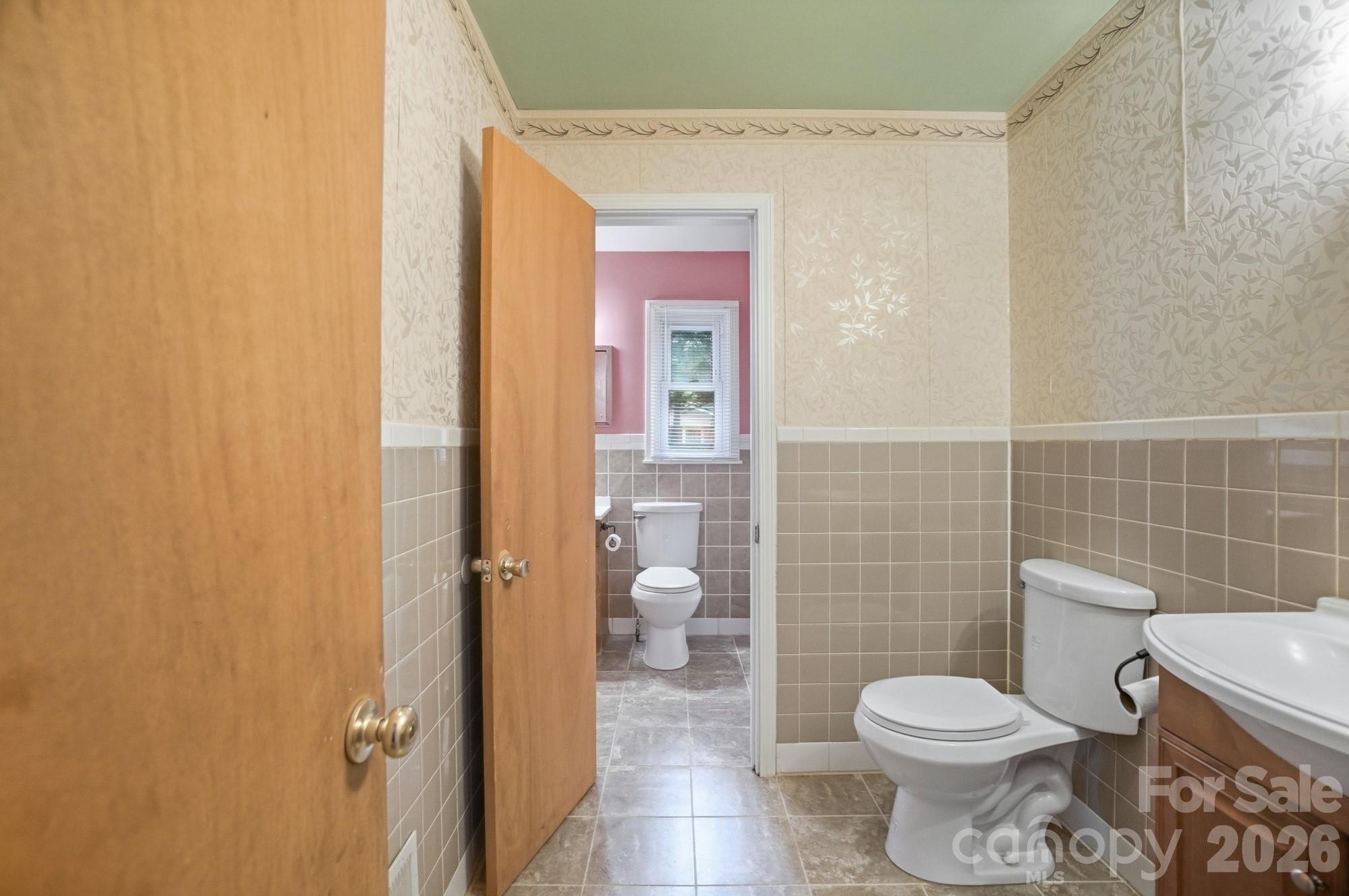 6239 Netherwood Drive Property Photo 31