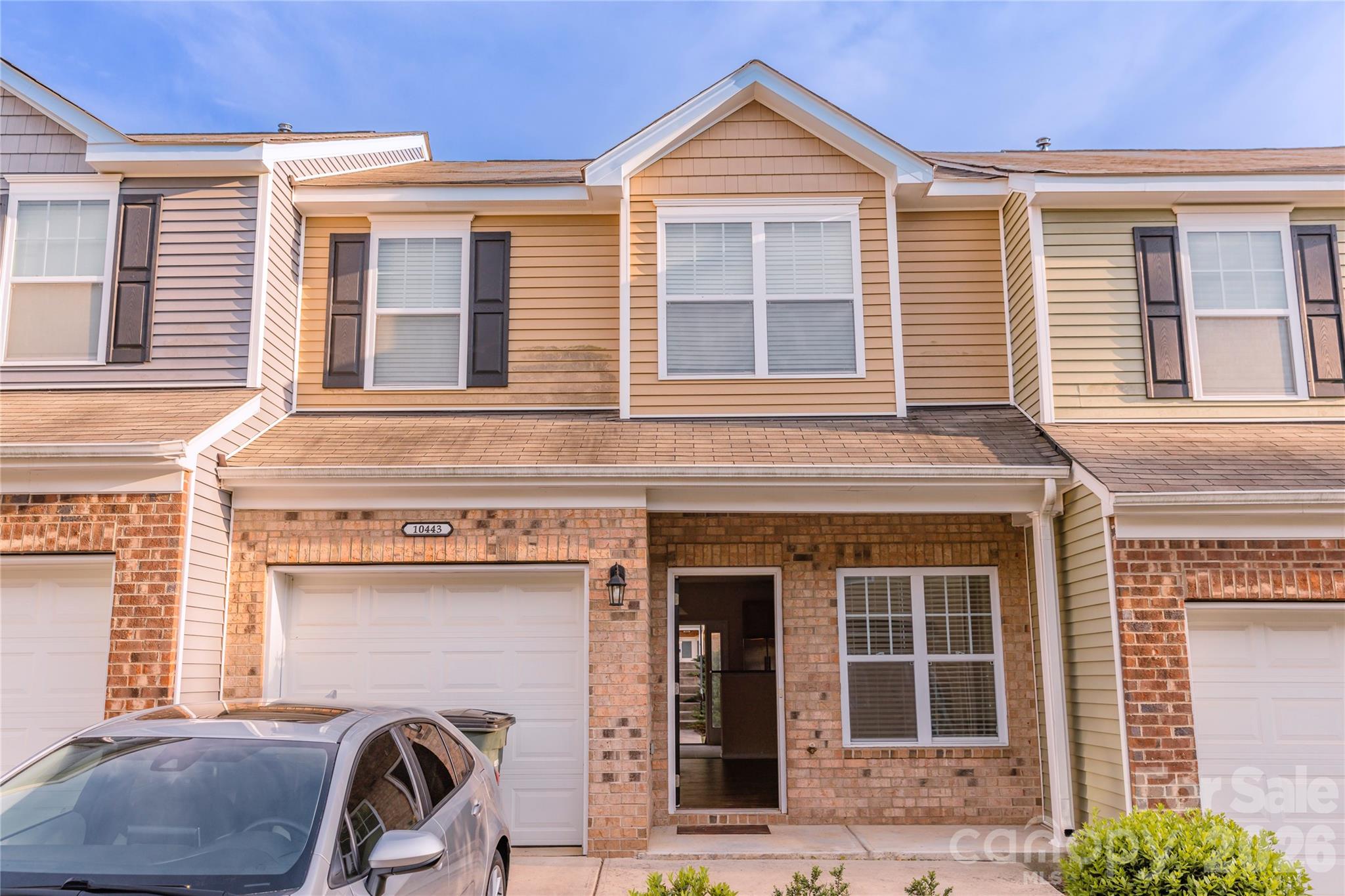 10443 Benfield Road Property Photo 1